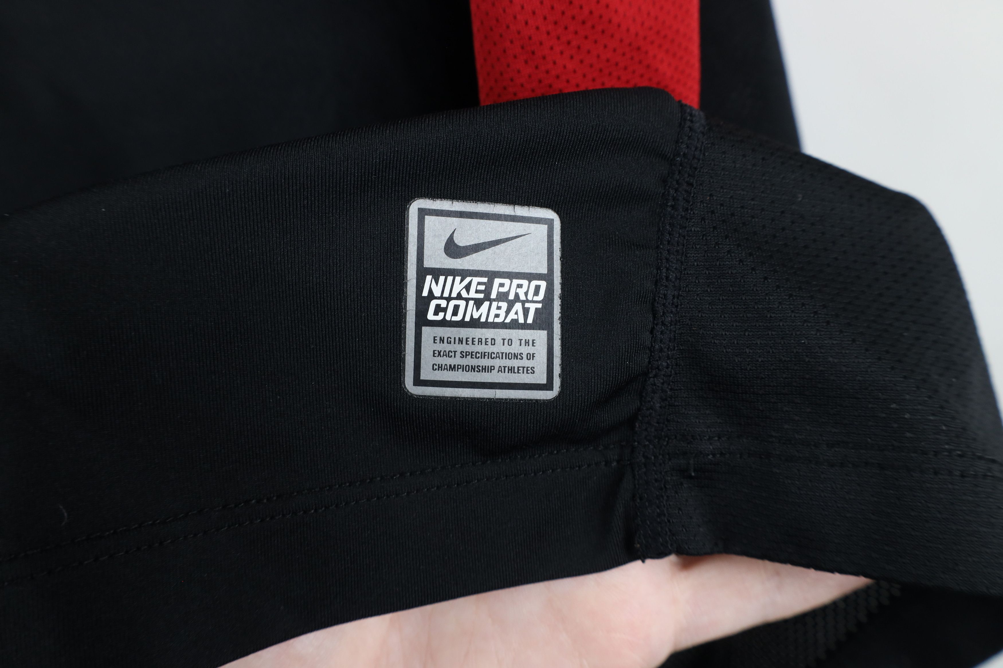 Nike × Vintage Nike Pro Combat Compression Short Sleeve Training T-Shirt Size US L / EU 52-54 / 3 - 5 Thumbnail