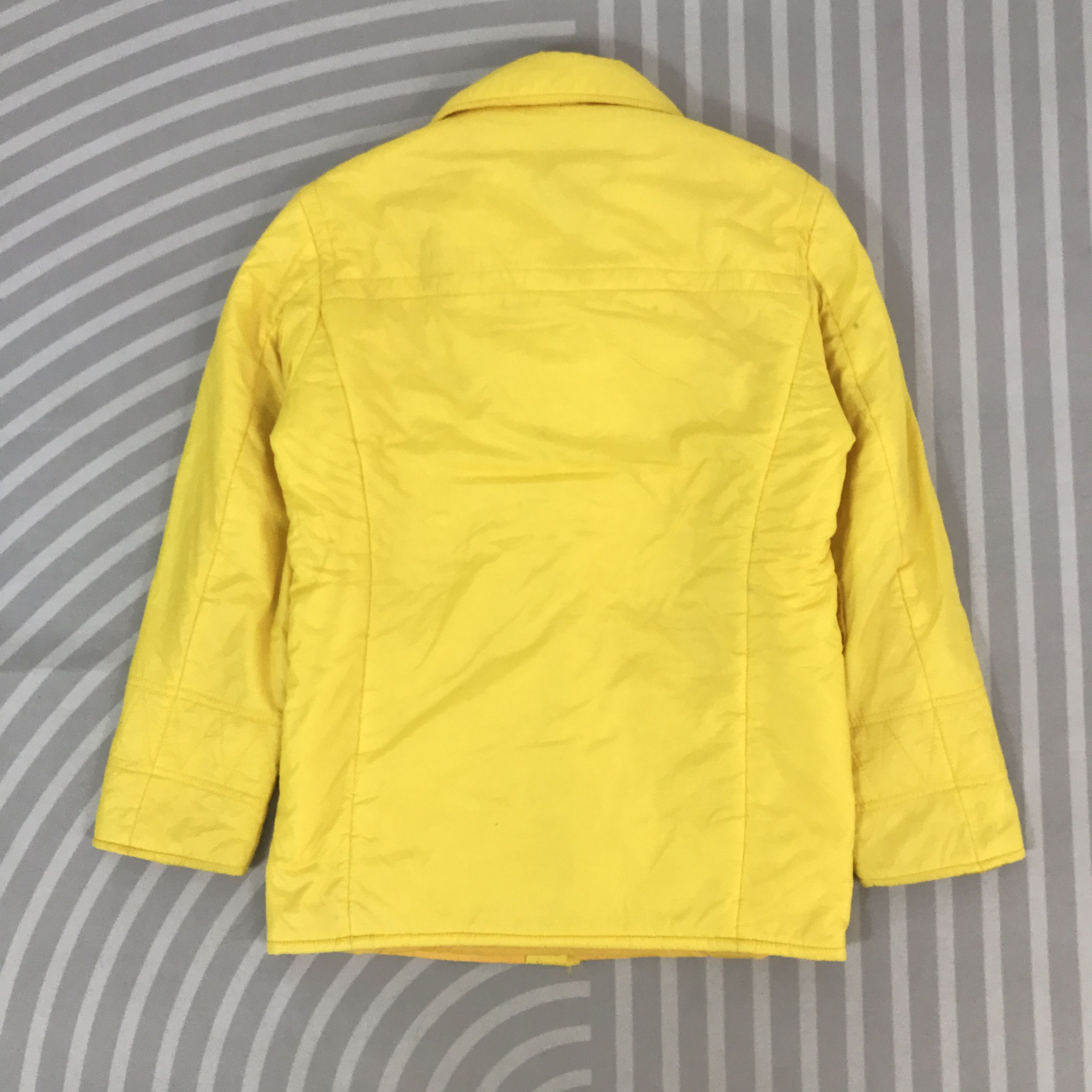 Moncler Vintage Moncler Ski wear yellow quilted Jacket Size US M / EU 48-50 / 2 - 3 Thumbnail