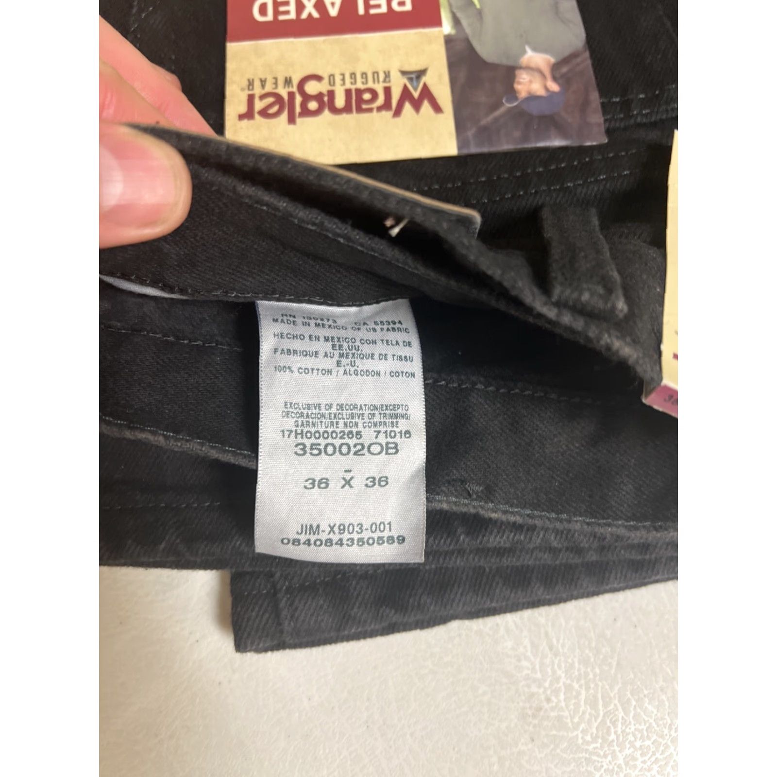 Wrangler Wrangler Rugged Wear Jeans Wrangler Rugged Wear Relaxed Fit Jeans 36x36 Denim Black Men 36 Regular Inseam 36 Size US 36 / EU 52 - 3 Thumbnail