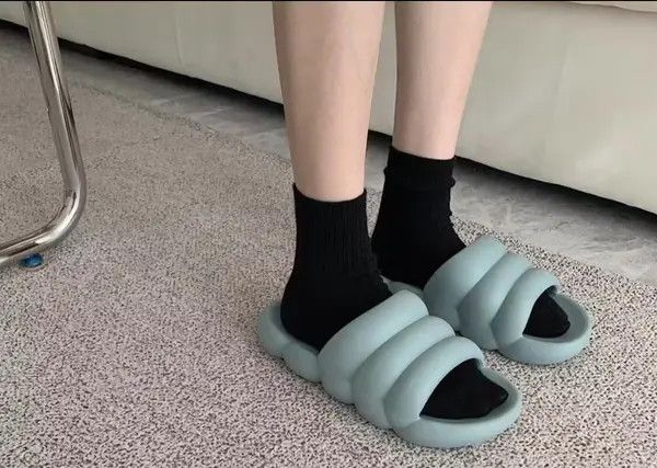 image of Vintage Puffer Sandal Slides in Blue, Men's (Size 11)