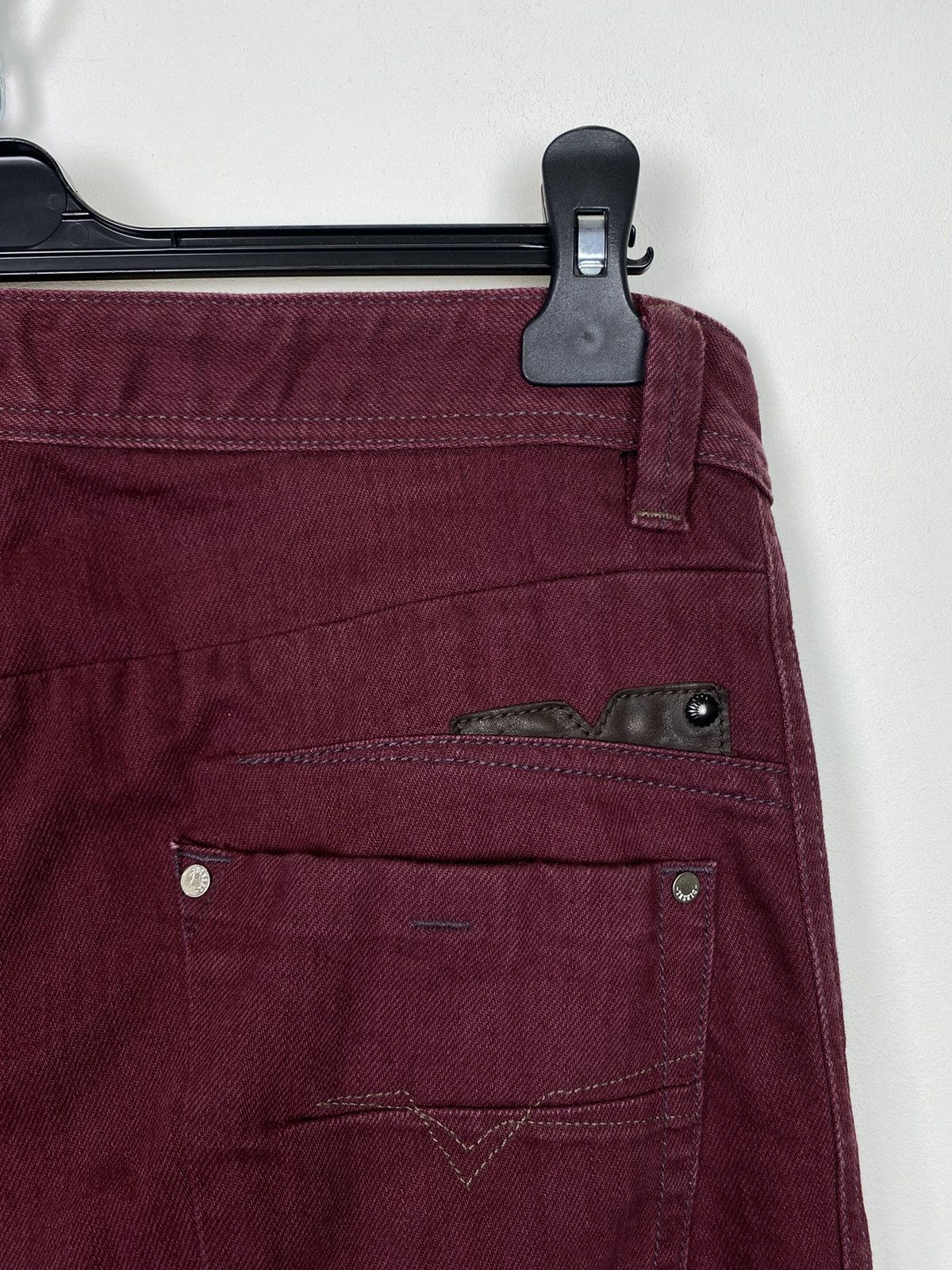 Diesel Vintage Y2K Diesel Darron Jeans Size 33/32 Luxury Brand Red Size US 33 - 10 Thumbnail