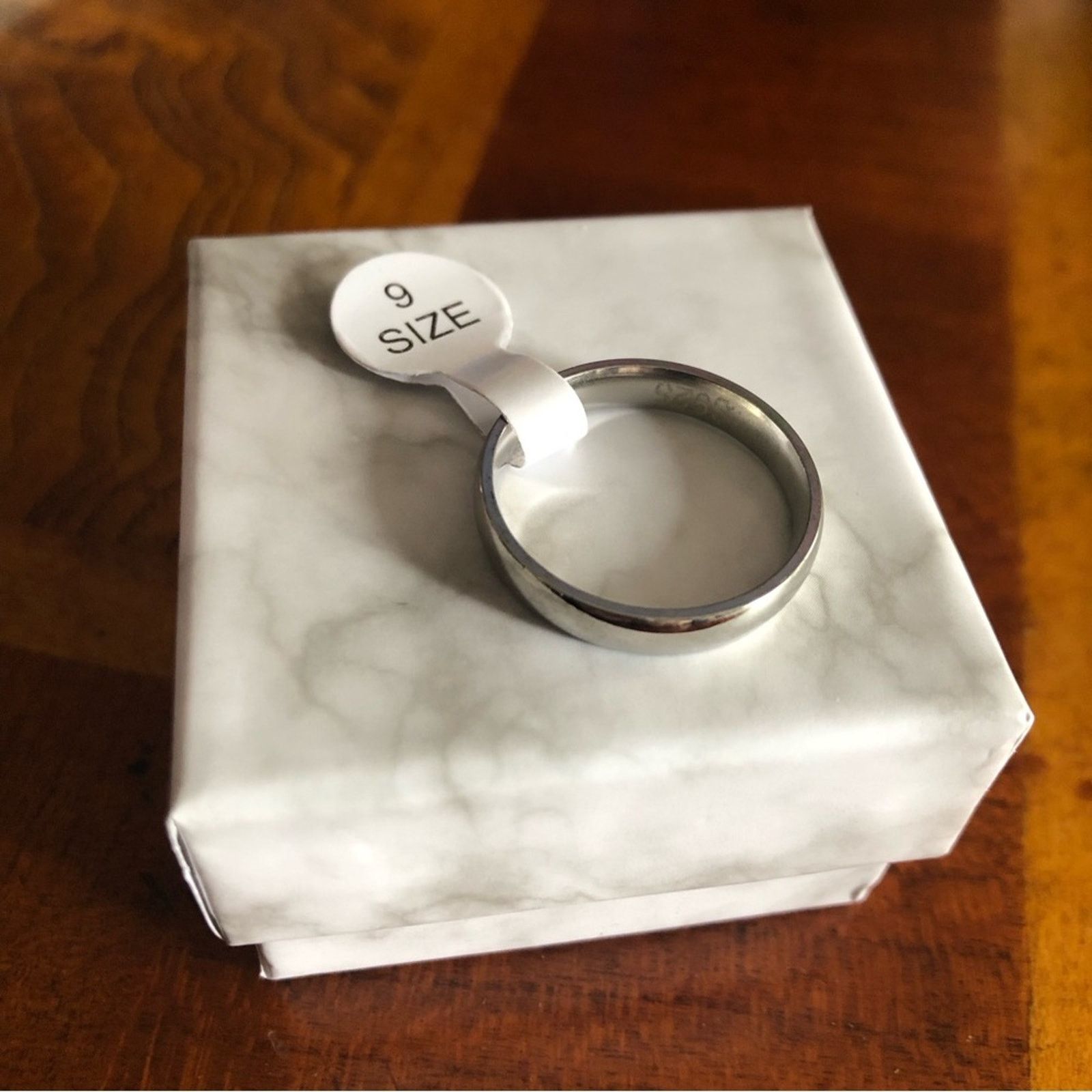 Jewelry Men’s solid 925 sterling silver 4mm classic dome band NWT 9 Size ONE SIZE - 1 Thumbnail