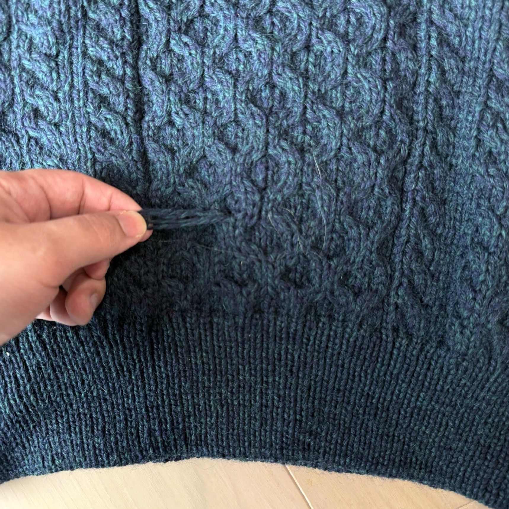 Vintage VINTAGE Aran Crafts Cable Knit Sweater XL Green Wool Ireland Fisherman Winter Outdoors Men Pullover Crew Neck Size US XL / EU 56 / 4 - 6 Thumbnail