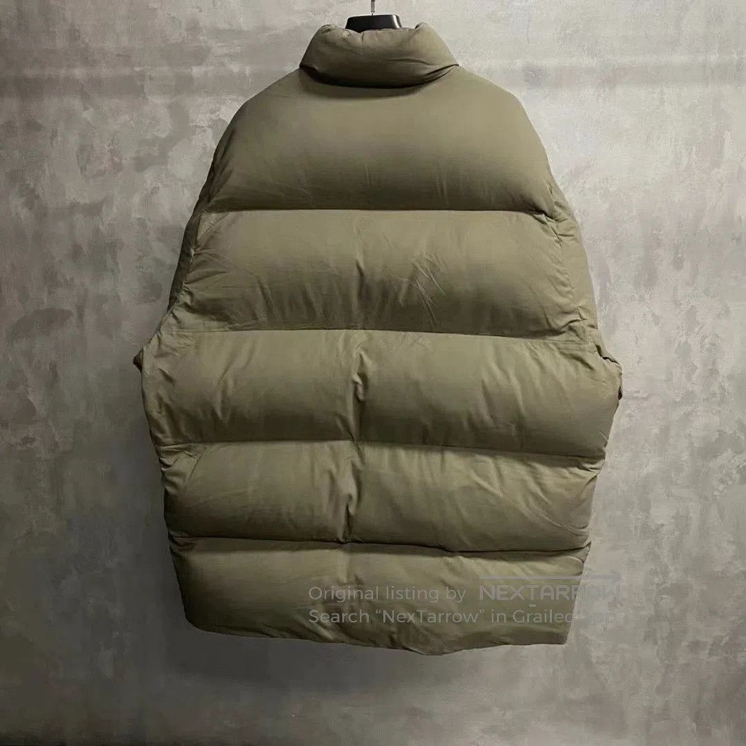 Balenciaga Balenciaga 2023 Brown Double Hook Logo Down Jacket. Size US XS / EU 42 / 0 - 2 Thumbnail