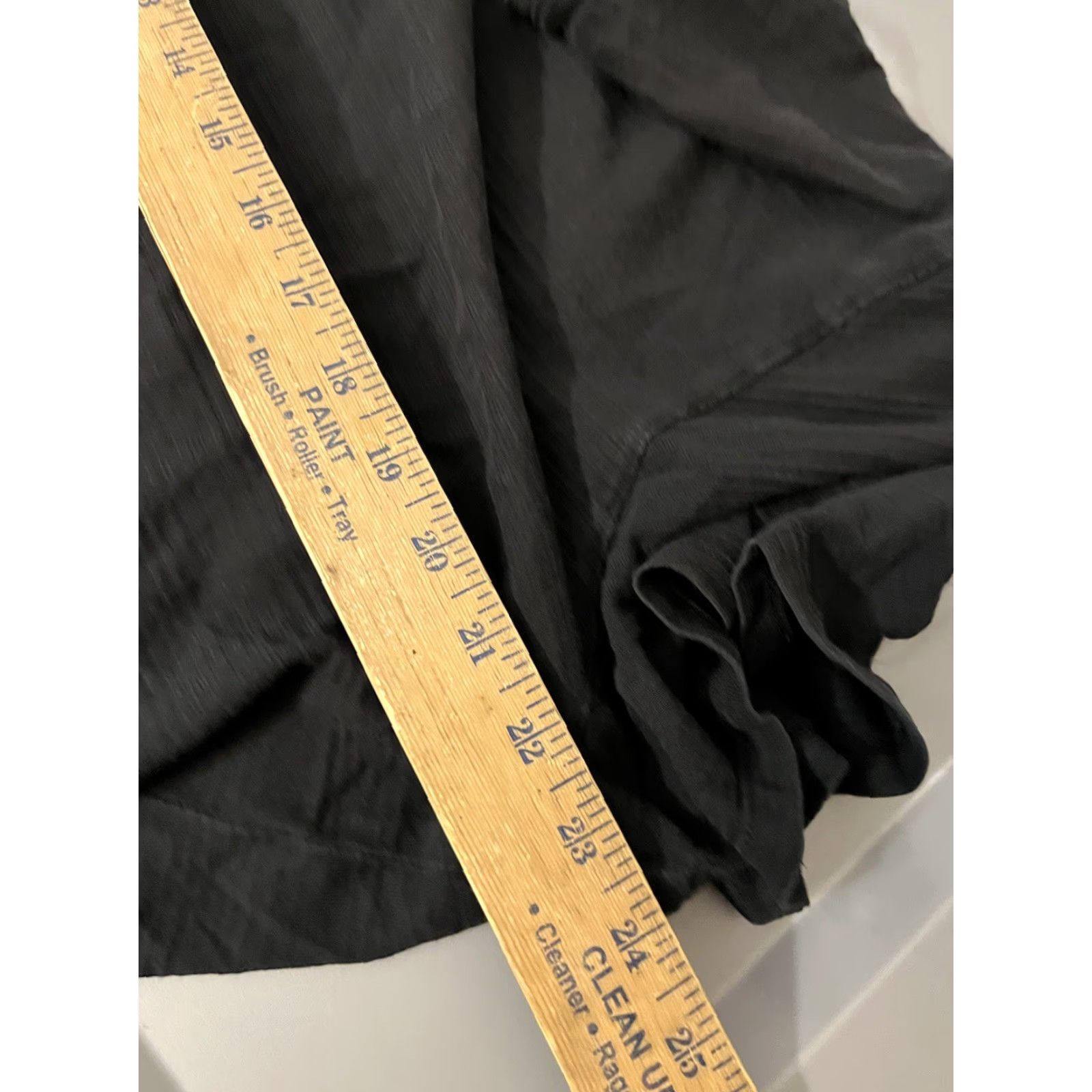 Calvin Klein VINTAGE Calvin Klein T-Shirt Mens XL Short Sleeve V-Neck Solid Black Logo Regular Size - 2010s Mens T-Shirt Size US XL / EU 56 / 4 - 5 Thumbnail