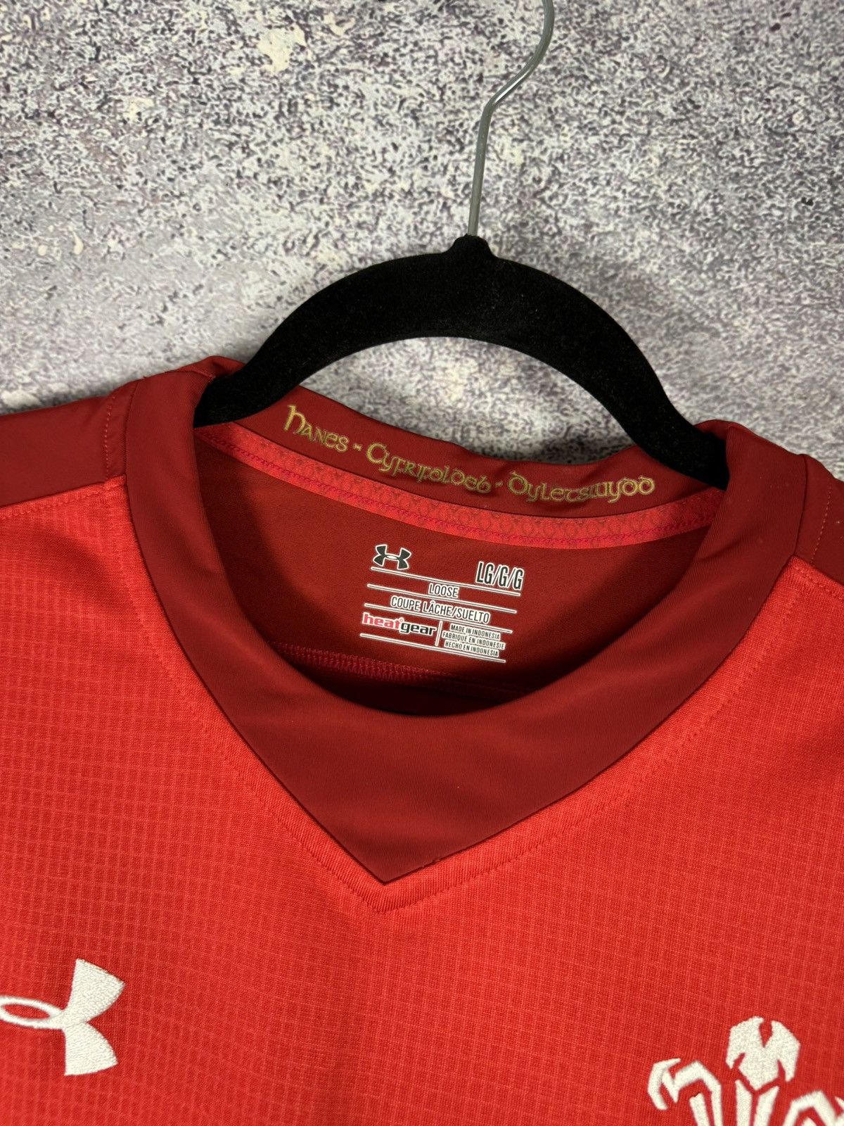 Under Armour Men’s Rugby Union Wales 2015/16 Home Under Armour Jersey Size US L / EU 52-54 / 3 - 9 Thumbnail