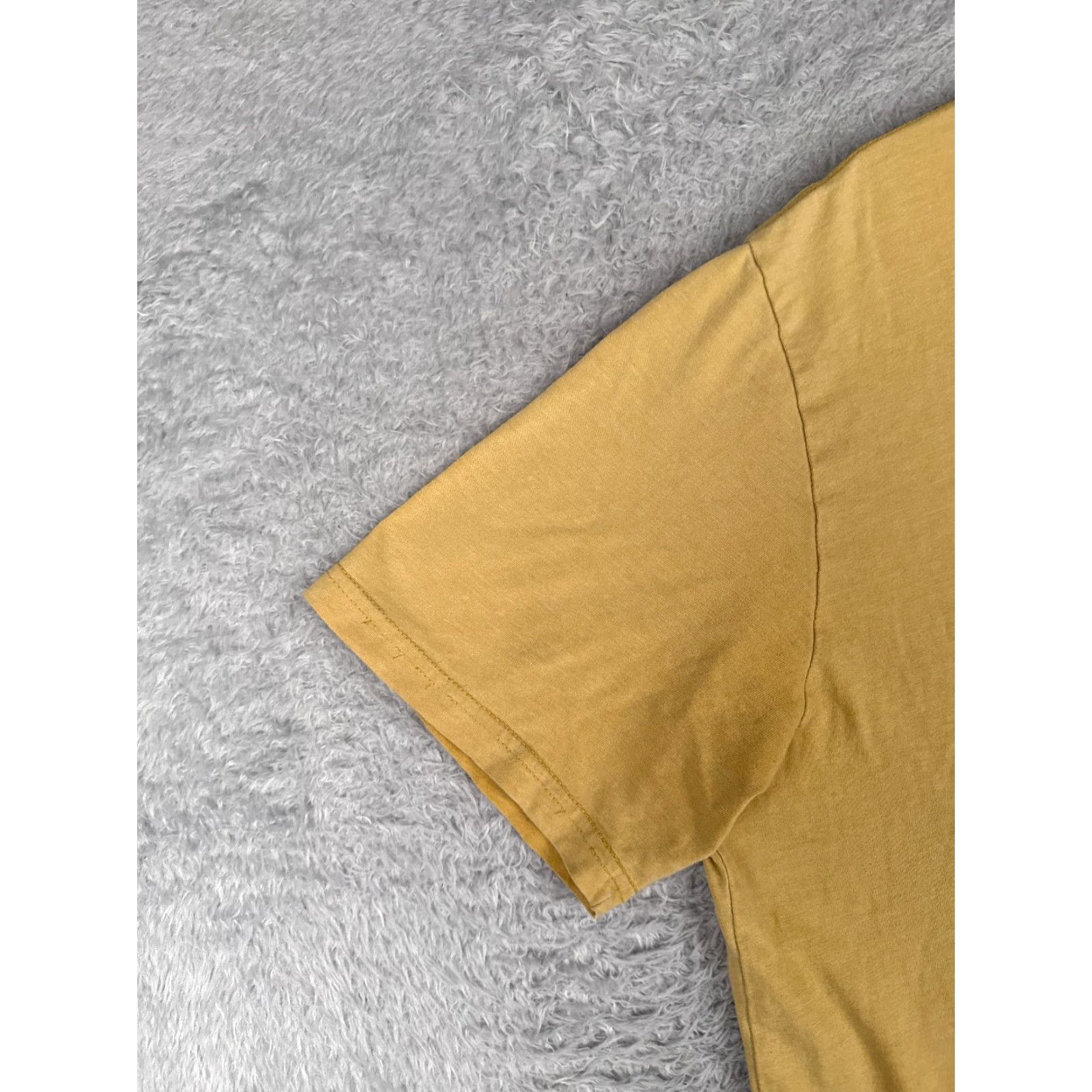 The North Face The North Face Shirt Men Large Yellow Short Sleeve Crew Neck Cotton Blend Artist Size US L / EU 52-54 / 3 - 3 Thumbnail