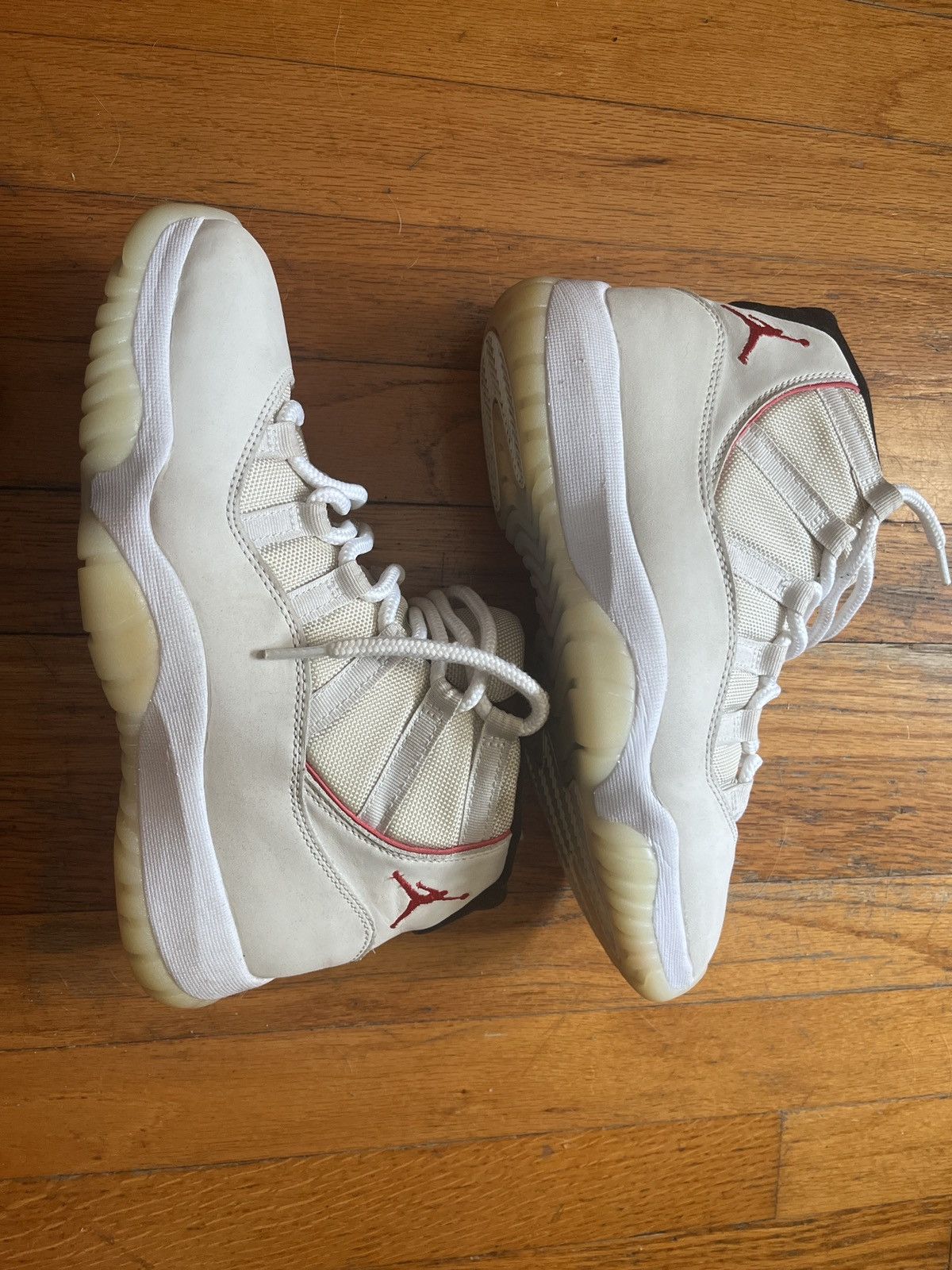 Air Jordan 11 Retro ‘Platinum Tint’