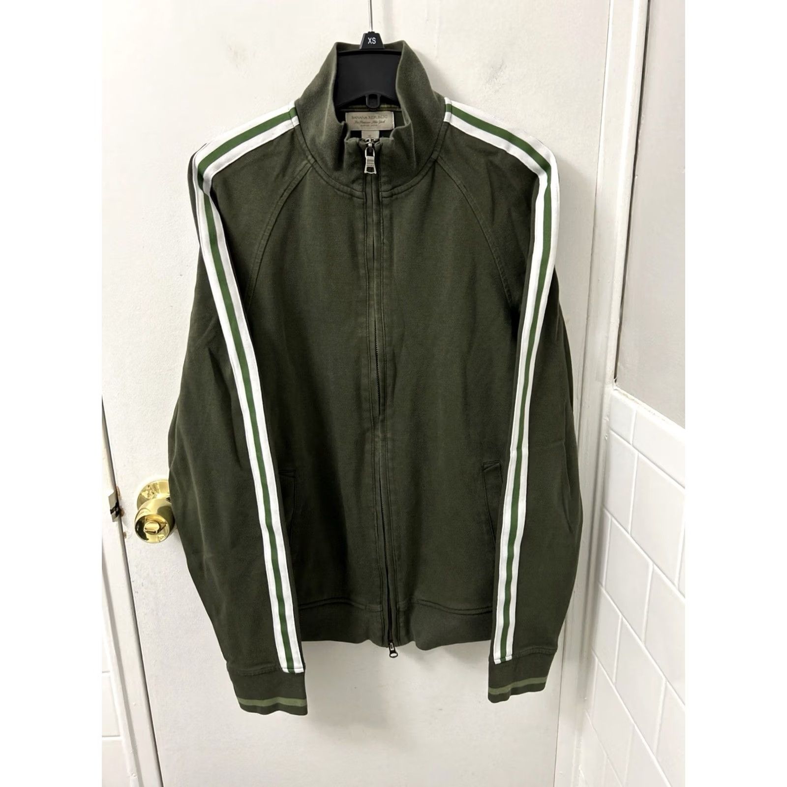 Banana Republic Banana Republic Track Jacket Mens M Army Green Full Zip Racing Stripes Shirt? Size US M / EU 48-50 / 2 - 2 Thumbnail
