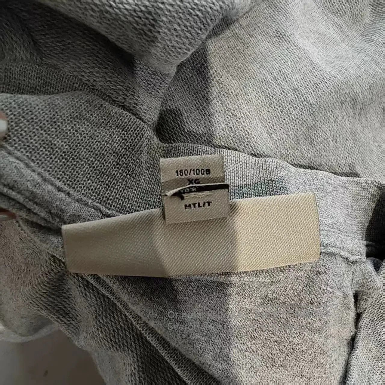 Burberry burberry long sleeve knit sweater with logo. Size US XL / EU 56 / 4 - 4 Thumbnail