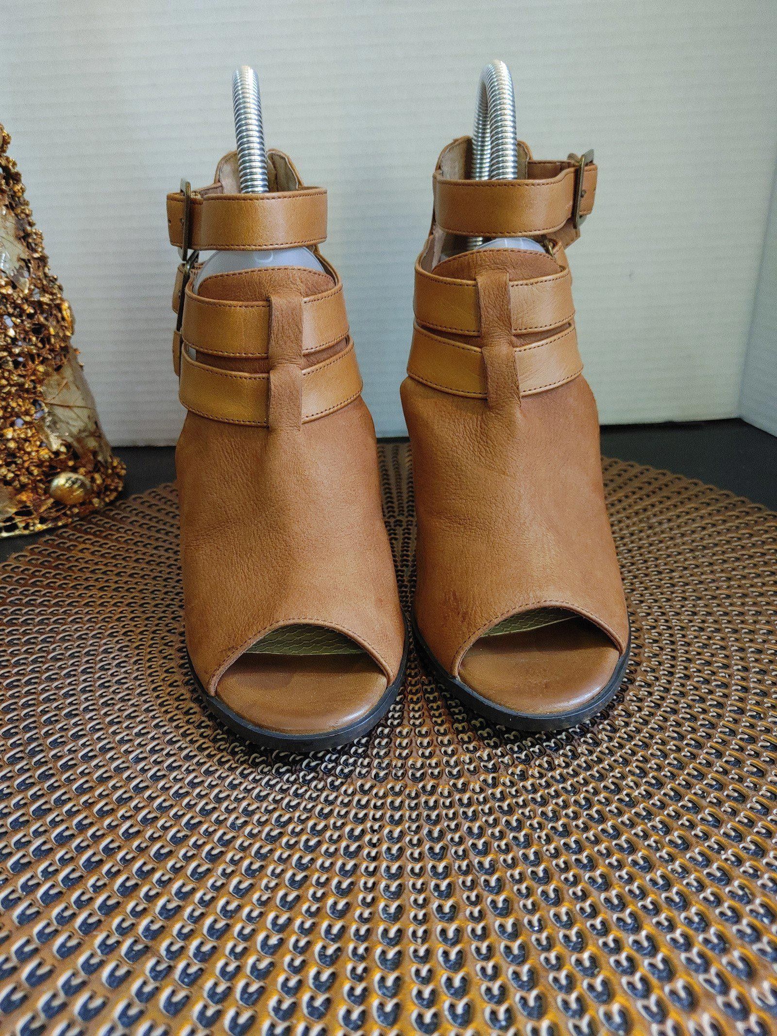Designer Gianni Bini Leather Peep Toes Size 7M Size US 7 / IT 37 - 3 Thumbnail