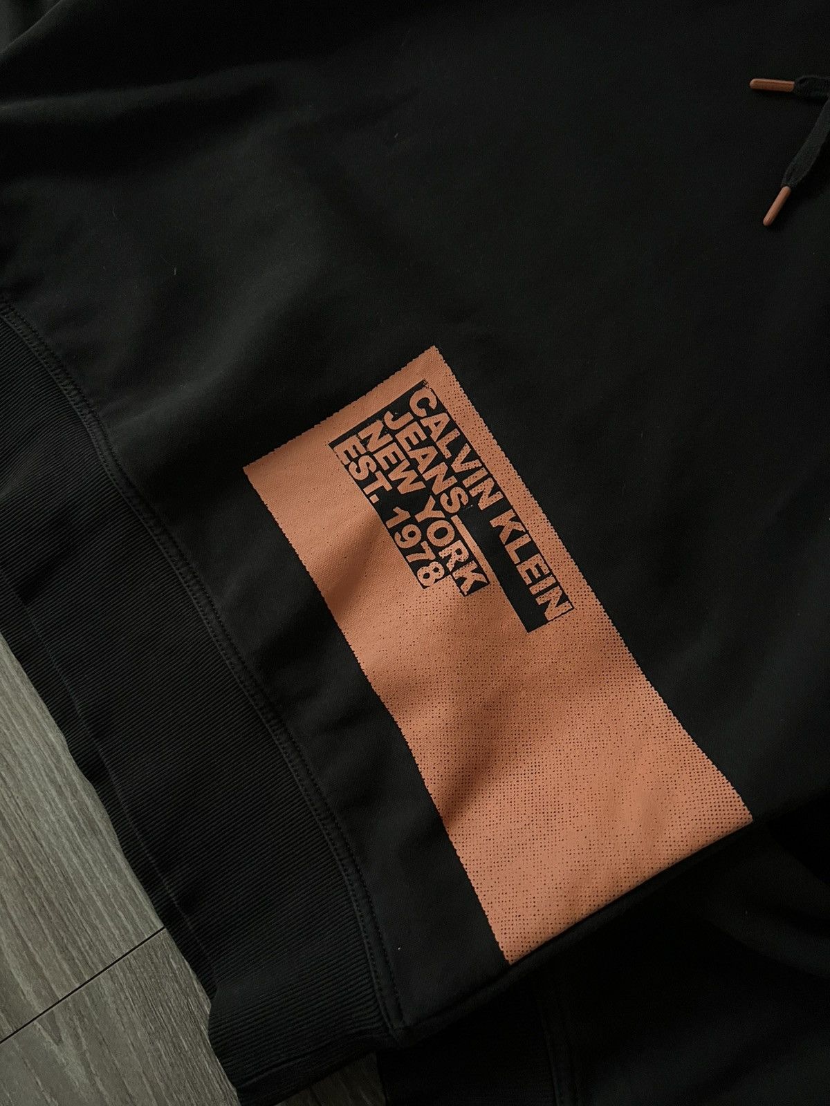 Calvin Klein Calvin Klein Jeans Box Patch Printed Logo Black Mens Hoodie Size US XL / EU 56 / 4 - 8 Thumbnail