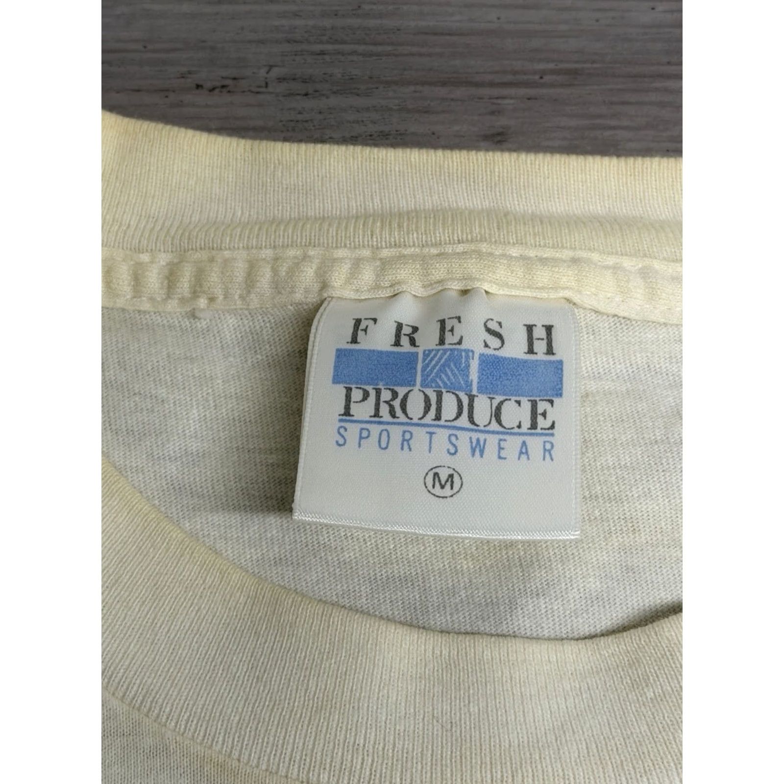 Vintage Fresh Produce Vintage 90s Redondo Beach T-Shirt Single Stitch USA Made M White Short Sleeve Mens Shirt California 90s Size US M / EU 48-50 / 2 - 5 Thumbnail