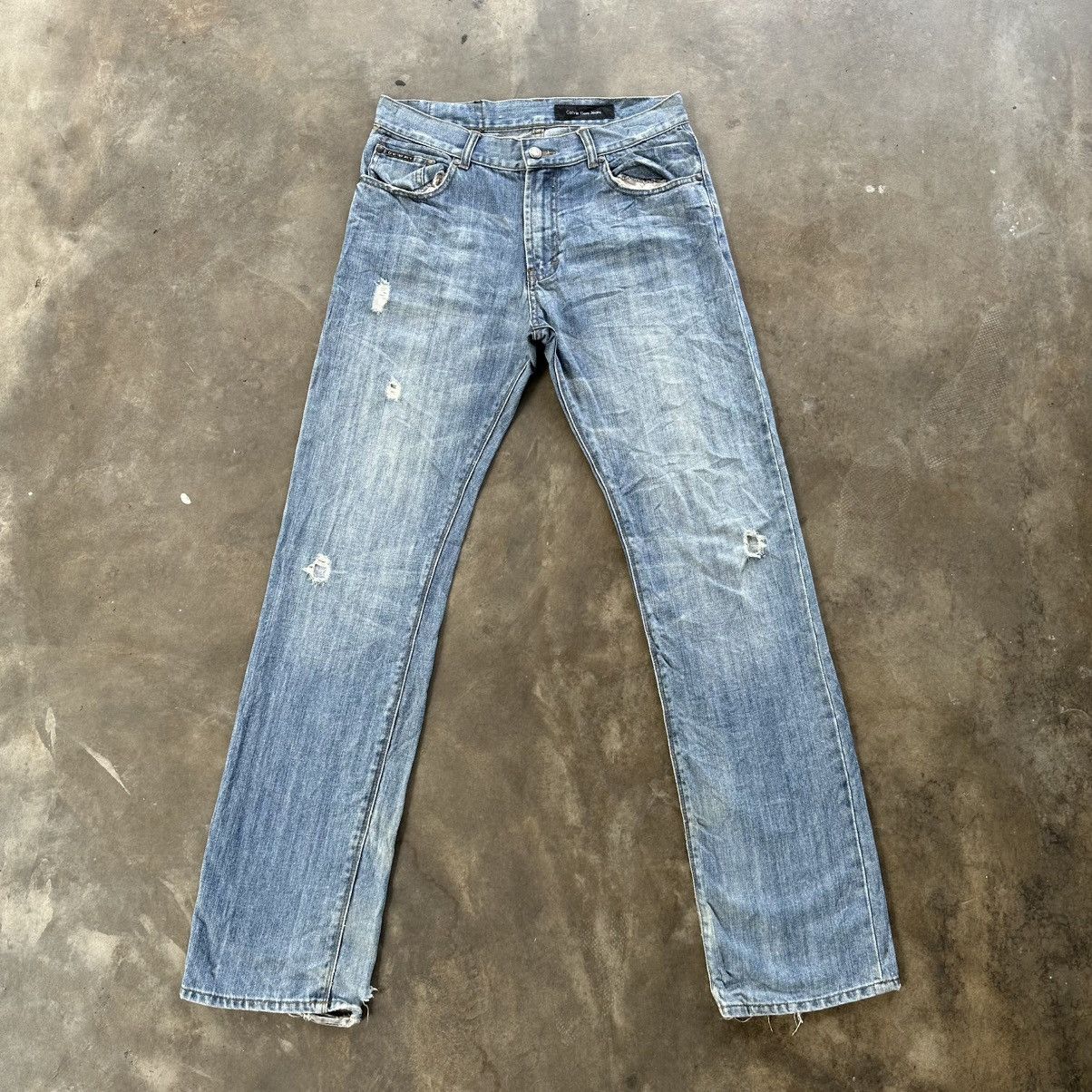 Calvin Klein Vintage Calvin Klein Faded Distressed Denim Jean Pant W32 Size US 32 / EU 48 - 1 Thumbnail