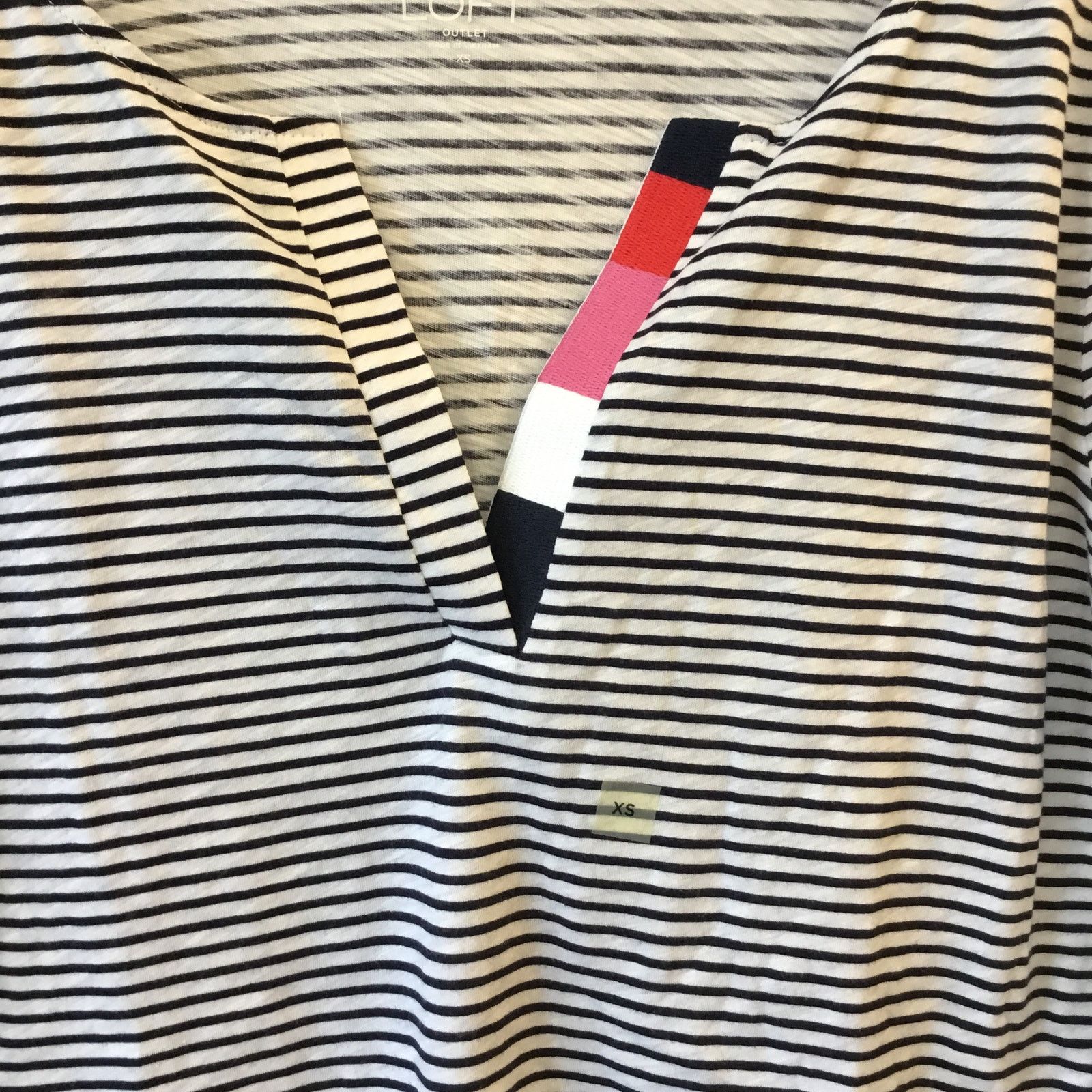 Loft LOFT Blue Striped Floral Split Neck Tee Size XS / US 0-2 / IT 36-38 - 11 Thumbnail