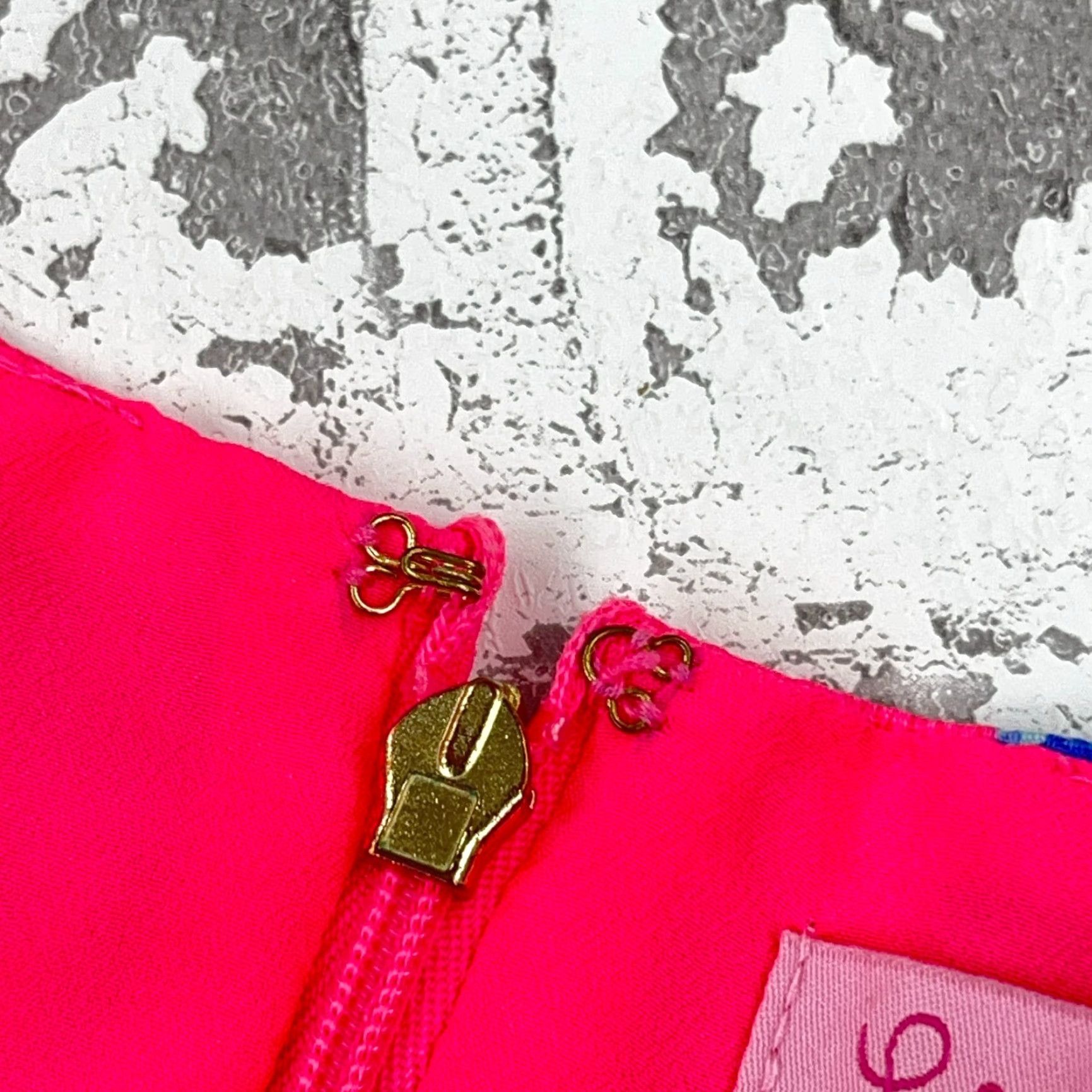 Lilly Pulitzer Lilly Pulitzer Shift Dress Size 2 Pink Monkeys Palm Tree Sleeveless V-Neck Tropical Womens Size XS / US 0-2 / IT 36-38 - 6 Thumbnail