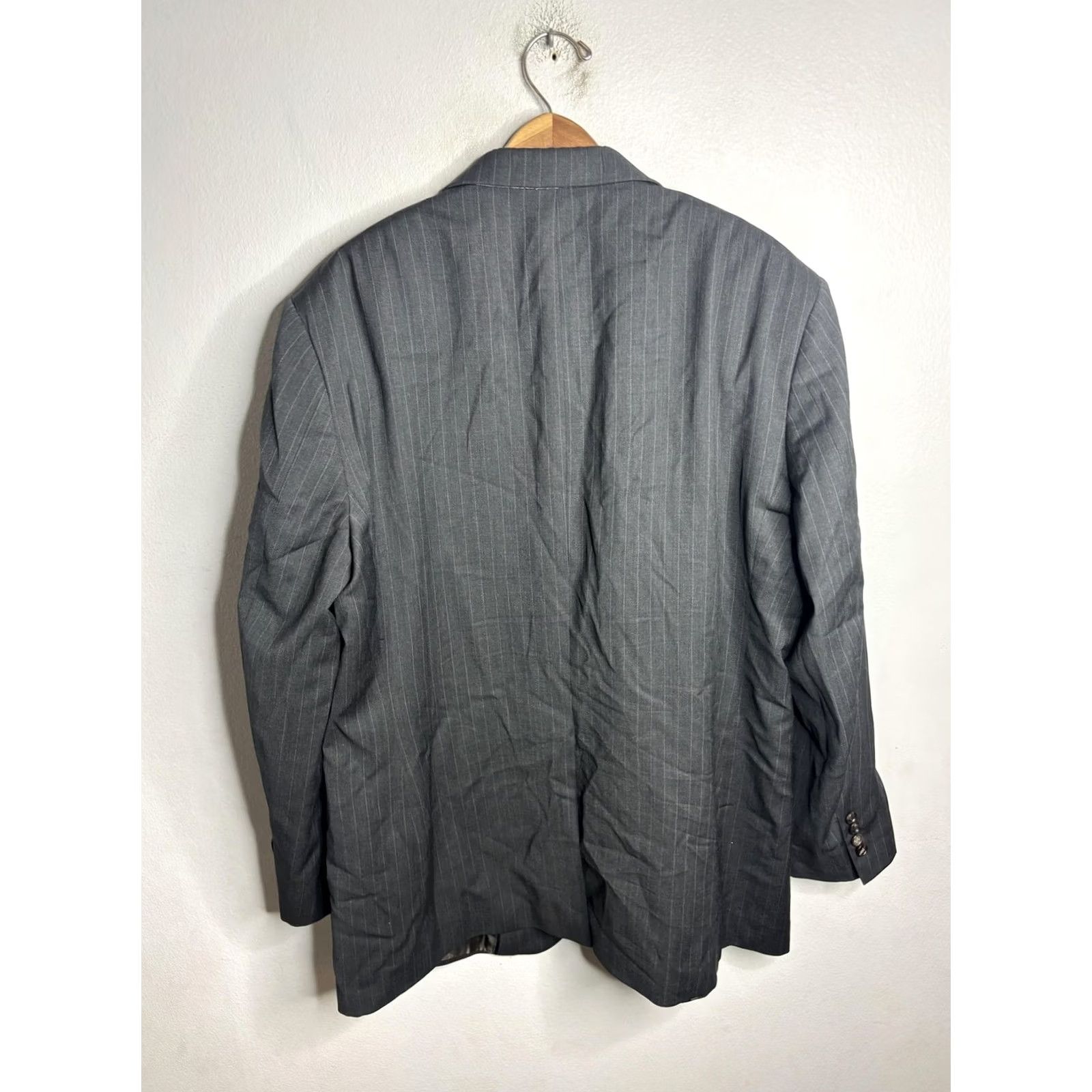 Brooks Brothers VINTAGE Brooks Brothers Blazer Mens 44R Gray Pinstripe Wool 2 Button Jacket Sport Coat Size 44R - 5 Thumbnail