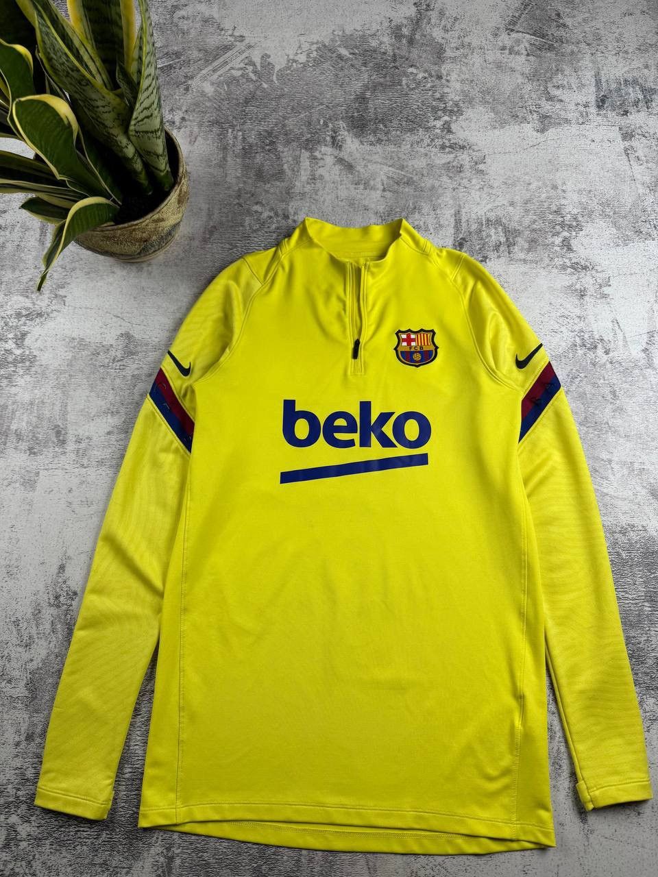 Nike BARCELONA 2021 2022 Training Track Top S Size Nike Soccer Football Shirt Jersey Size US S / EU 44-46 / 1 - 4 Thumbnail