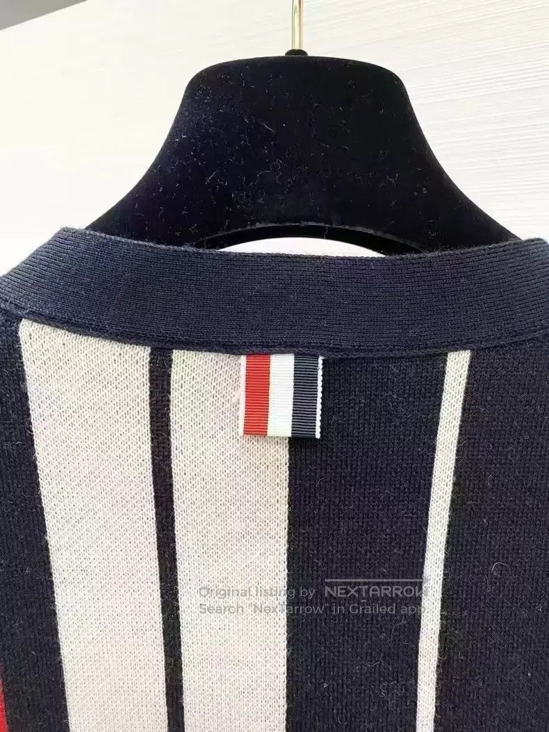 Thom Browne Thom Browne Contrasting vertical striped irregular woolen Size US S / EU 44-46 / 1 - 5 Thumbnail