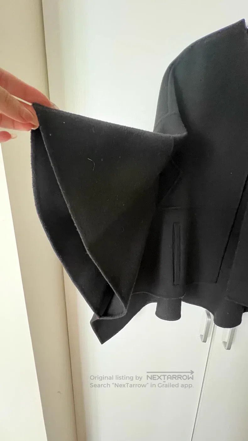 Valentino Valentino Cloak coat Size S / US 4 / IT 40 - 3 Thumbnail