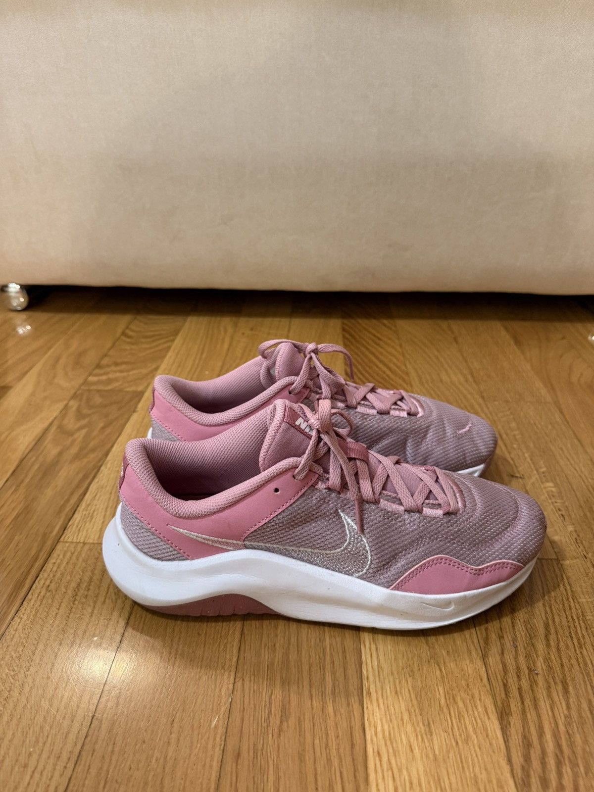 Nike Nike Trainers Pink Size US 10 / IT 40 - 1 Thumbnail