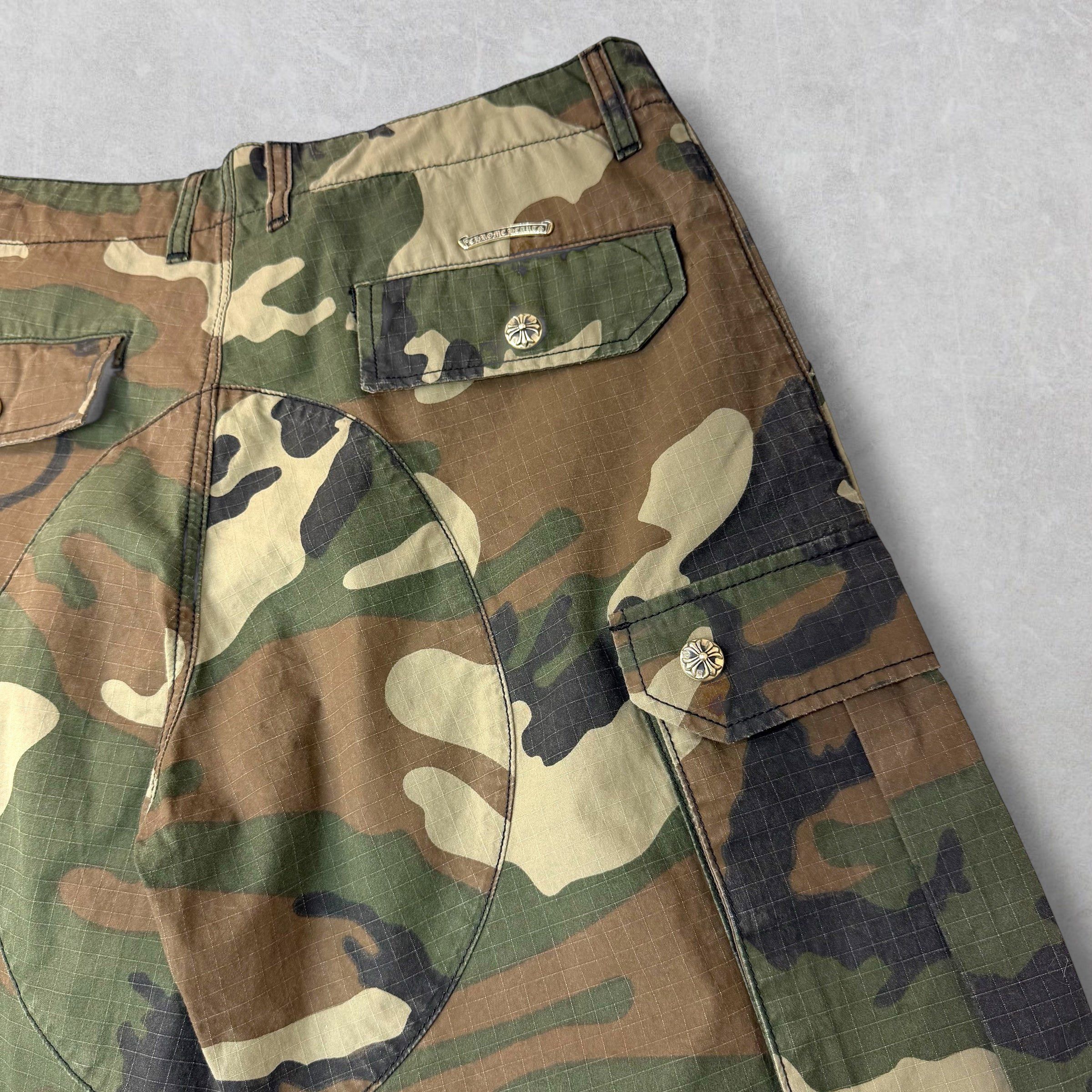 Chrome Hearts Chrome Hearts Cross Patch Camo Cargo Pants 34 Size US 34 / EU 50 - 4 Thumbnail