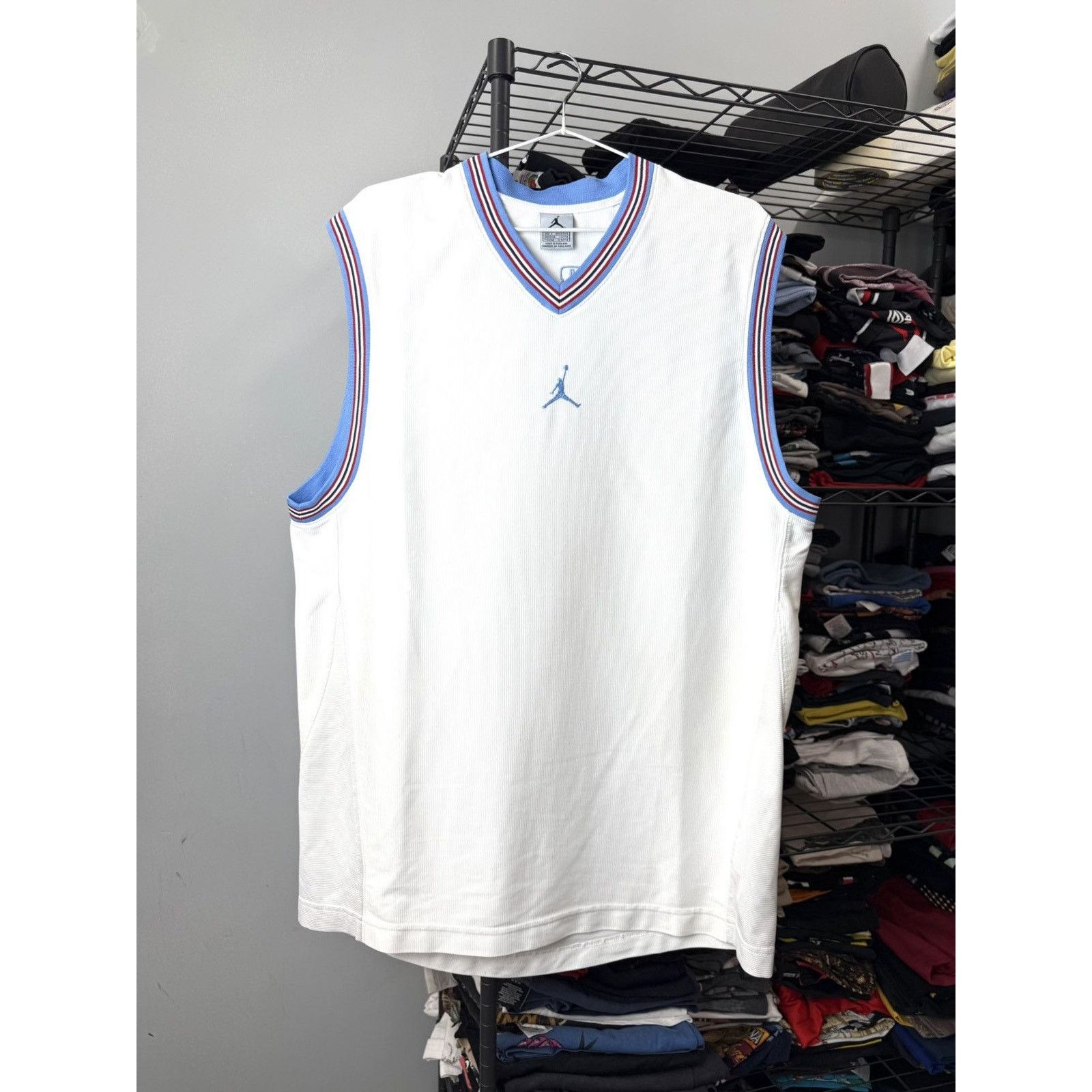 Jordan Brand 💥Rare! 90’s Vintage Nike Michael Jordan Sleeveless T Shirt Size US L / EU 52-54 / 3 - 2 Thumbnail