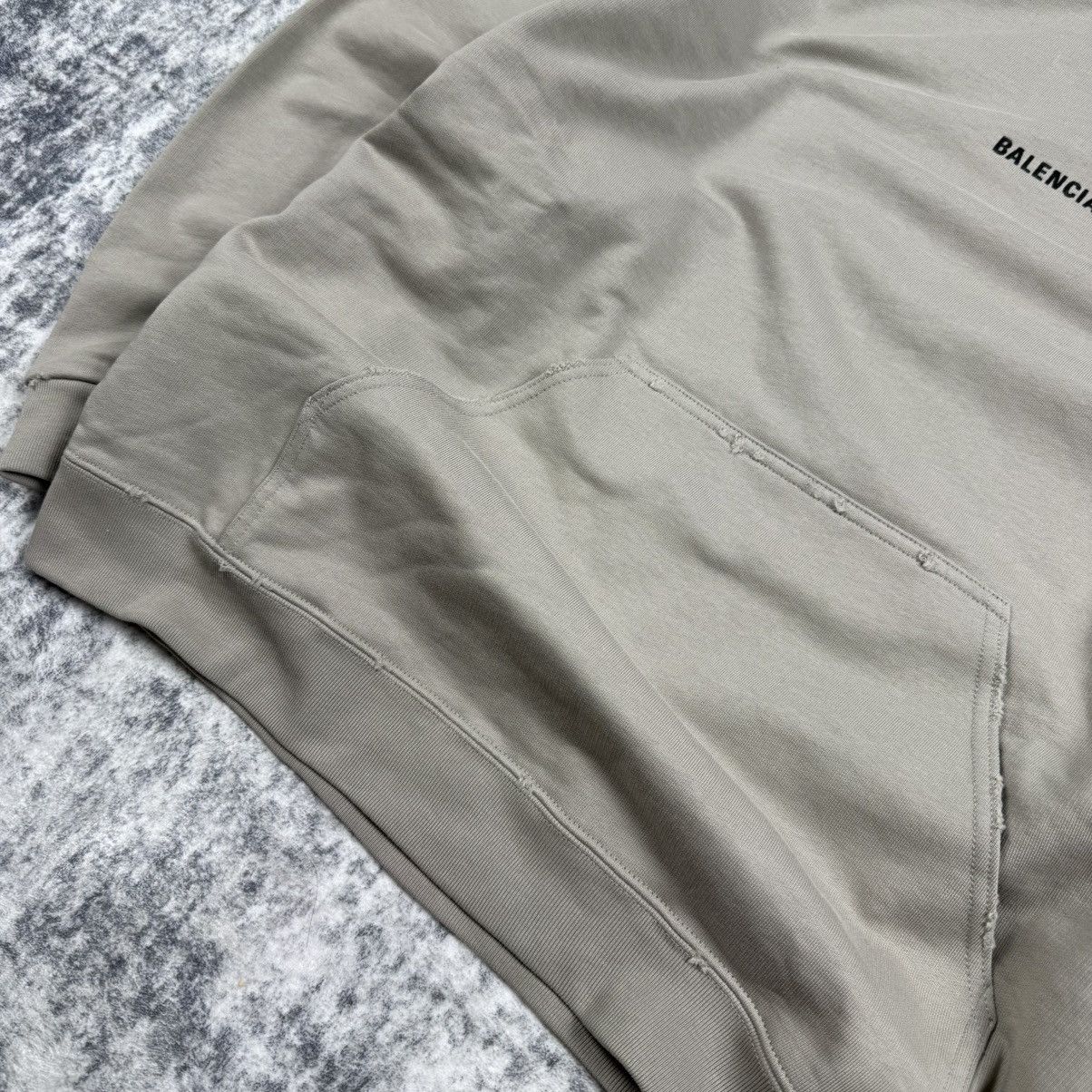 Balenciaga Balenciaga Distressed Embroidered Big Logo Hoodie Size US S / EU 44-46 / 1 - 3 Thumbnail