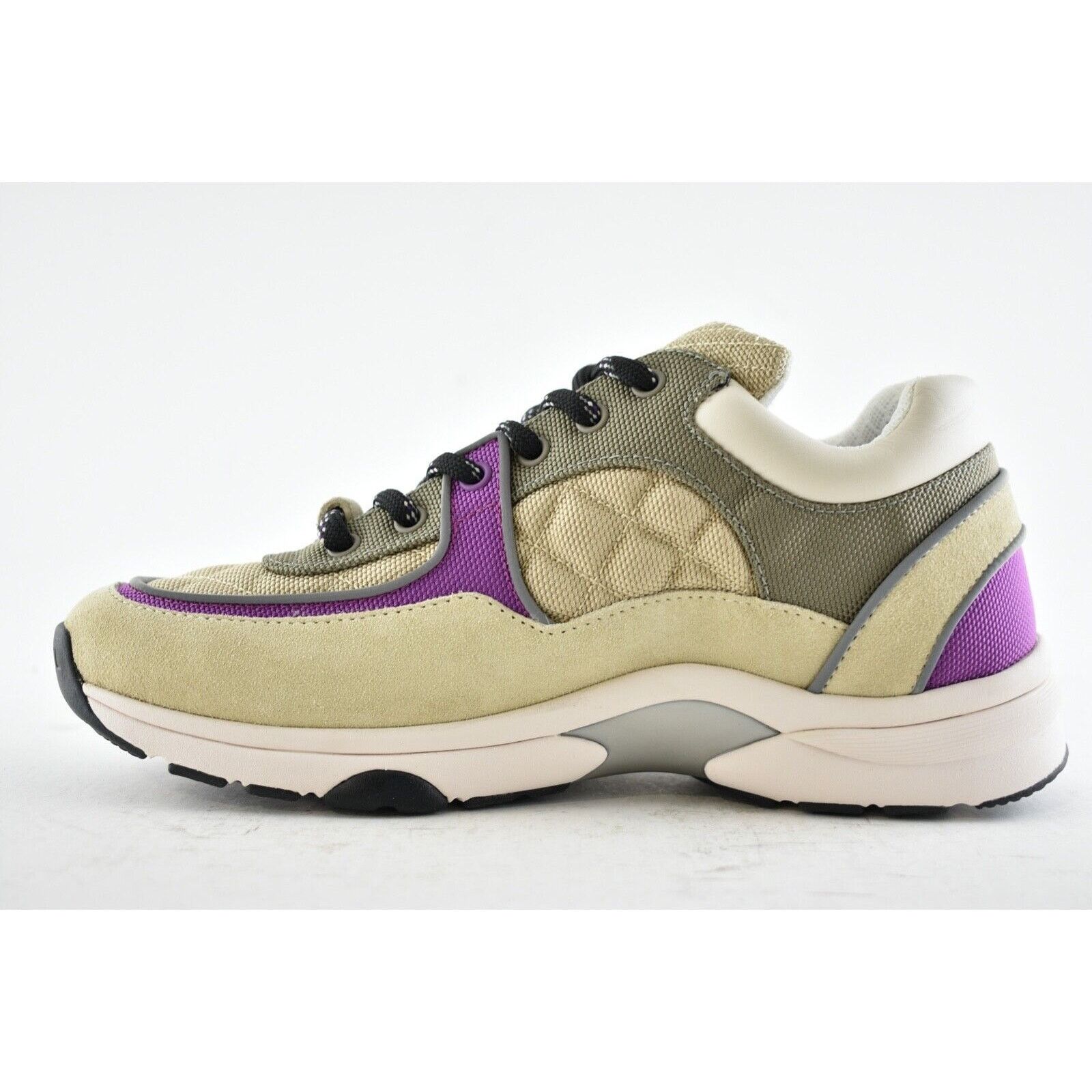 Chanel 21B CC Logo Tie Flat Runner Trainer Sneaker 40.5 Size US 10.5 / IT 40.5 - 8 Thumbnail
