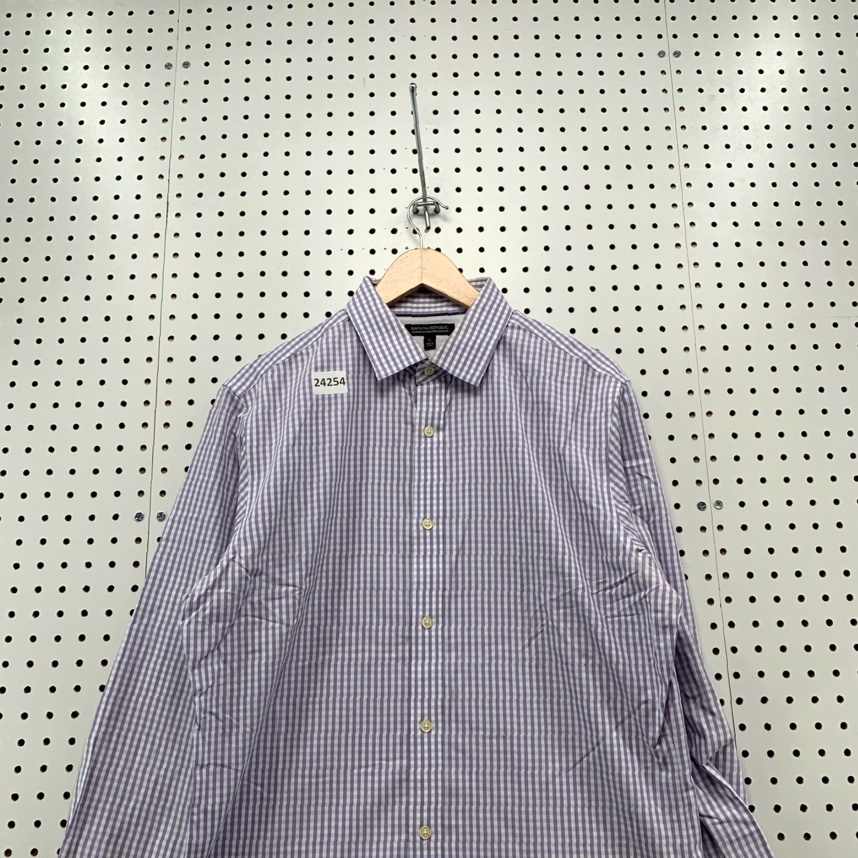 Banana Republic VINTAGE Banana Republic Button-Up Shirt Purple White Check Adult Large Slim Fit 22x31.5 Mens Size US L / EU 52-54 / 3 - 2 Thumbnail