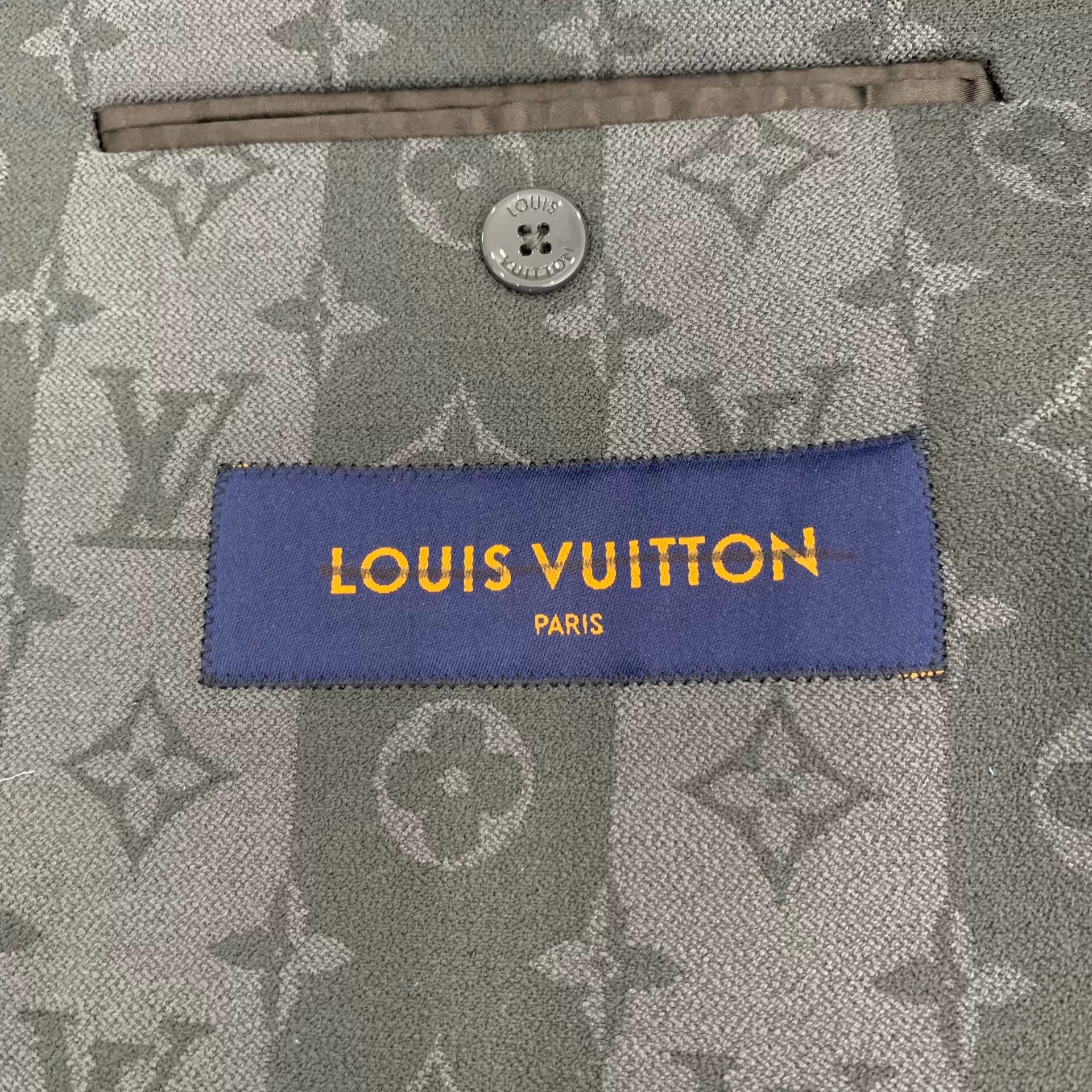 Louis Vuitton louis vuitton gray logo wool blazer jacket Size US L / EU 52-54 / 3 - 5 Thumbnail