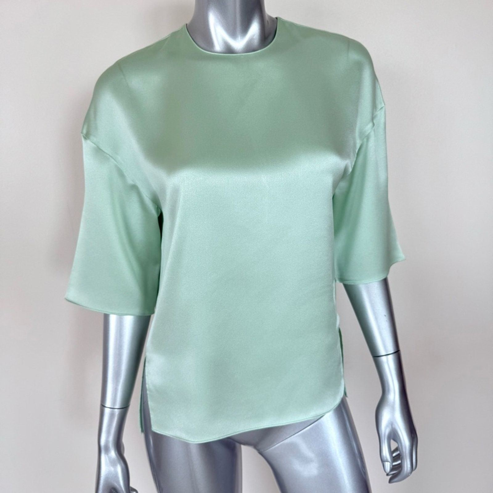 Theory NEW!! Theory women silk blouse size XS Retail 350$ Size XS / US 0-2 / IT 36-38 - 2 Thumbnail