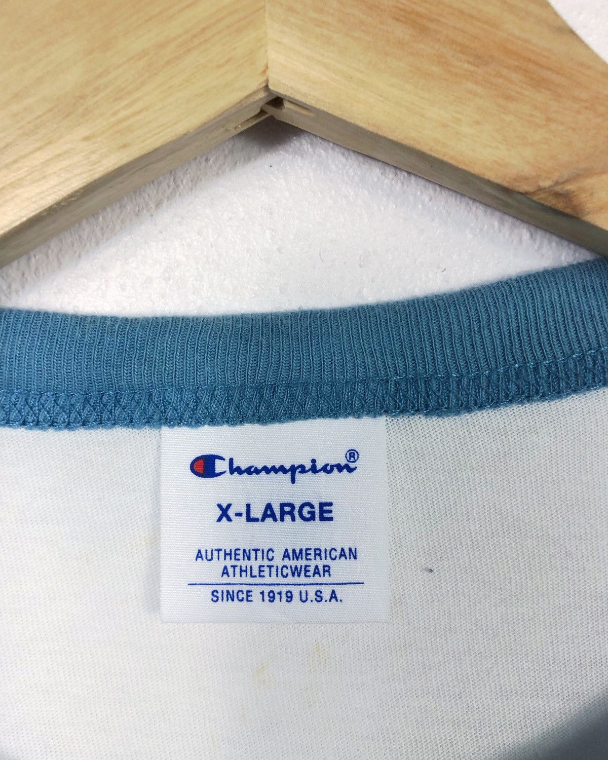 Champion Rare Champion Raglan Embroidered Logo LS Tee Size US XL / EU 56 / 4 - 8 Thumbnail