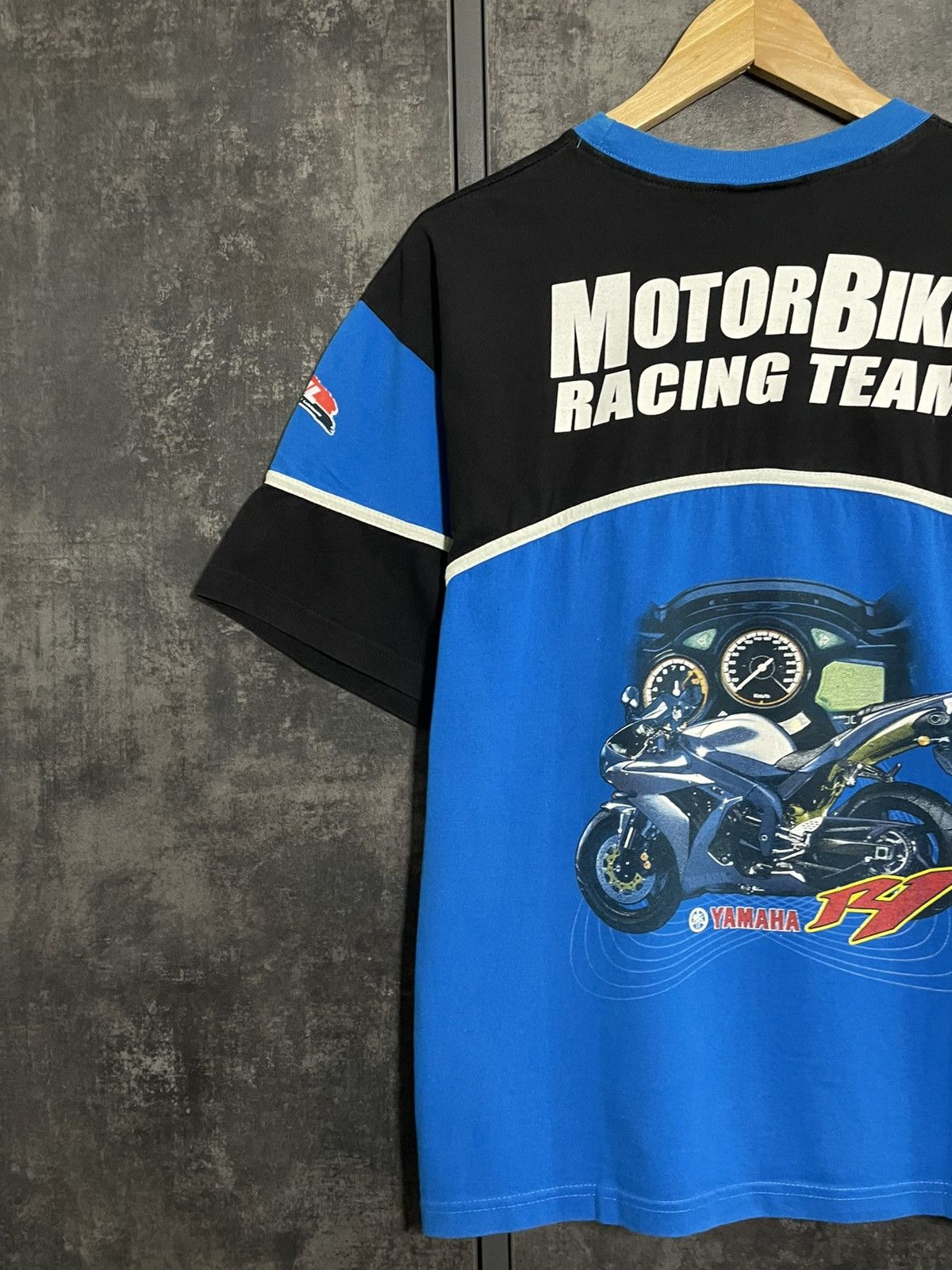 Vintage Crazy Vintage Yamaha R1 Red Bull Racing Subaru Tshirt 90s Size US L / EU 52-54 / 3 - 10 Thumbnail