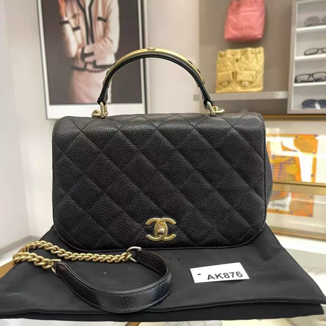 Chanel Chanel Carry Around Black & Gold Litchi 24x14x7 AK876 Size ONE SIZE - 1 Thumbnail