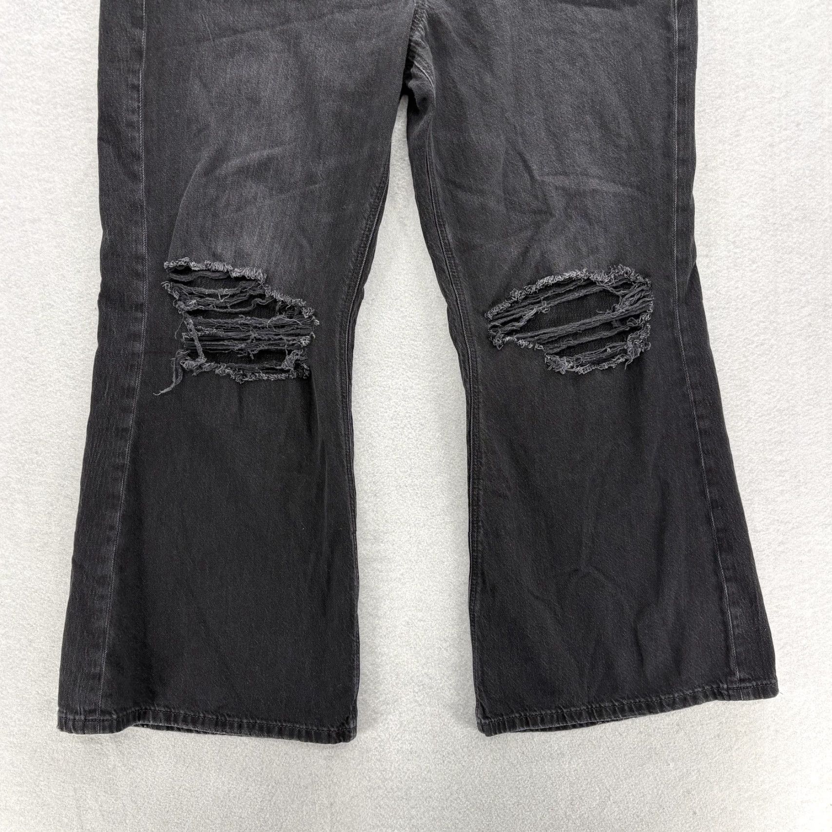 American Eagle Outfitters American Eagle Outfitters Jeans Flared Distressed Low-Rise Baggy Womens 12 Short Charcoal Wash Black 5-Pocket Denim Vintage No Size 34" / US 12 / IT 48 - 3 Thumbnail