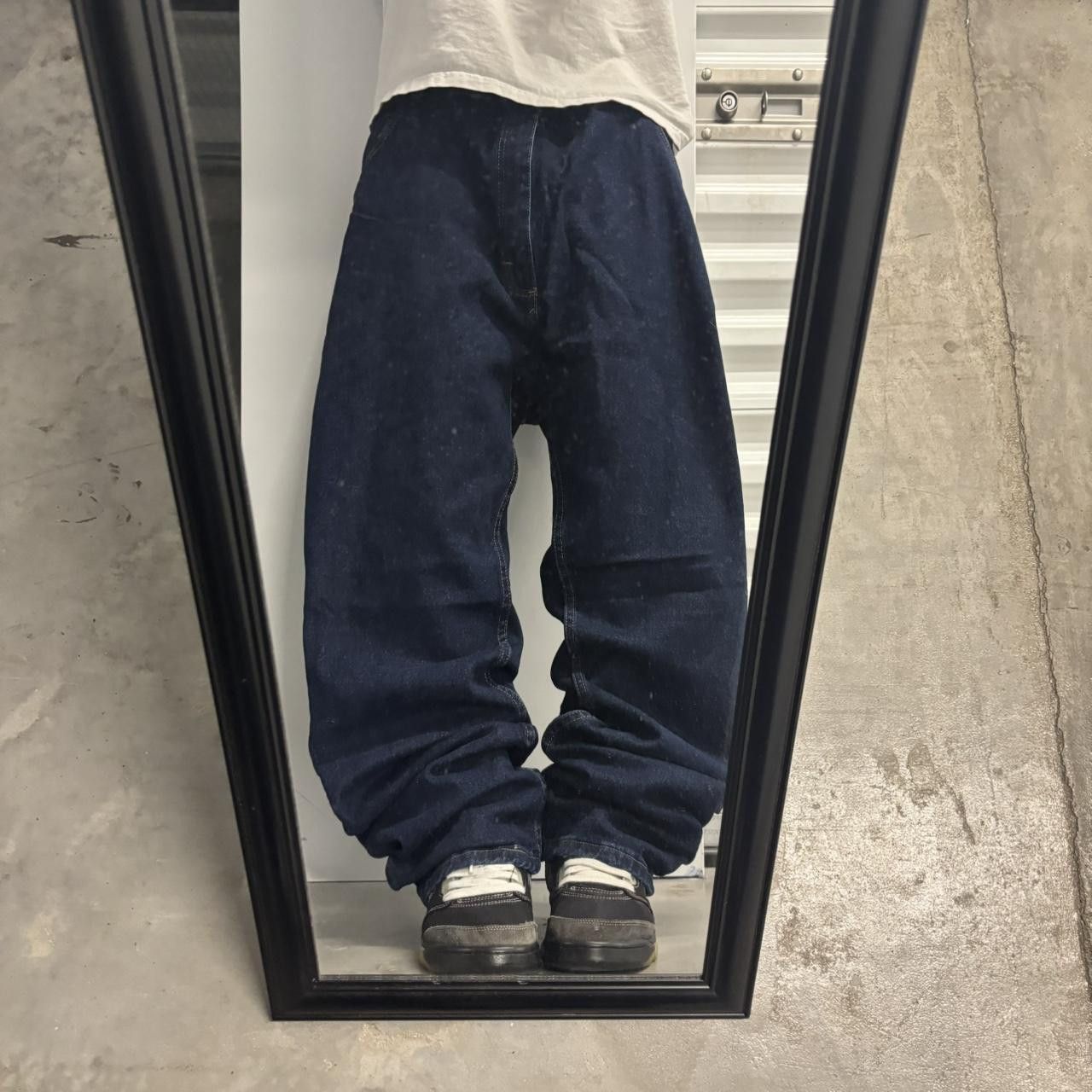 Vintage Crazy Vintage Y2K/2000s Baggy Dark Blue Wash Essential Denim Jeans! 42x30 Size US 42 / EU 58 - 1 Thumbnail