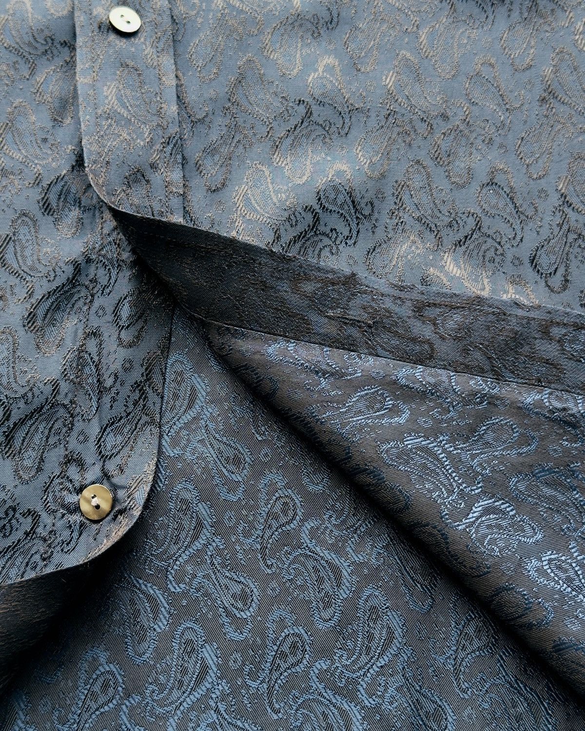 Acne Studios Acne Studios Navy Paisley Print Button Up Size US S / EU 44-46 / 1 - 6 Thumbnail