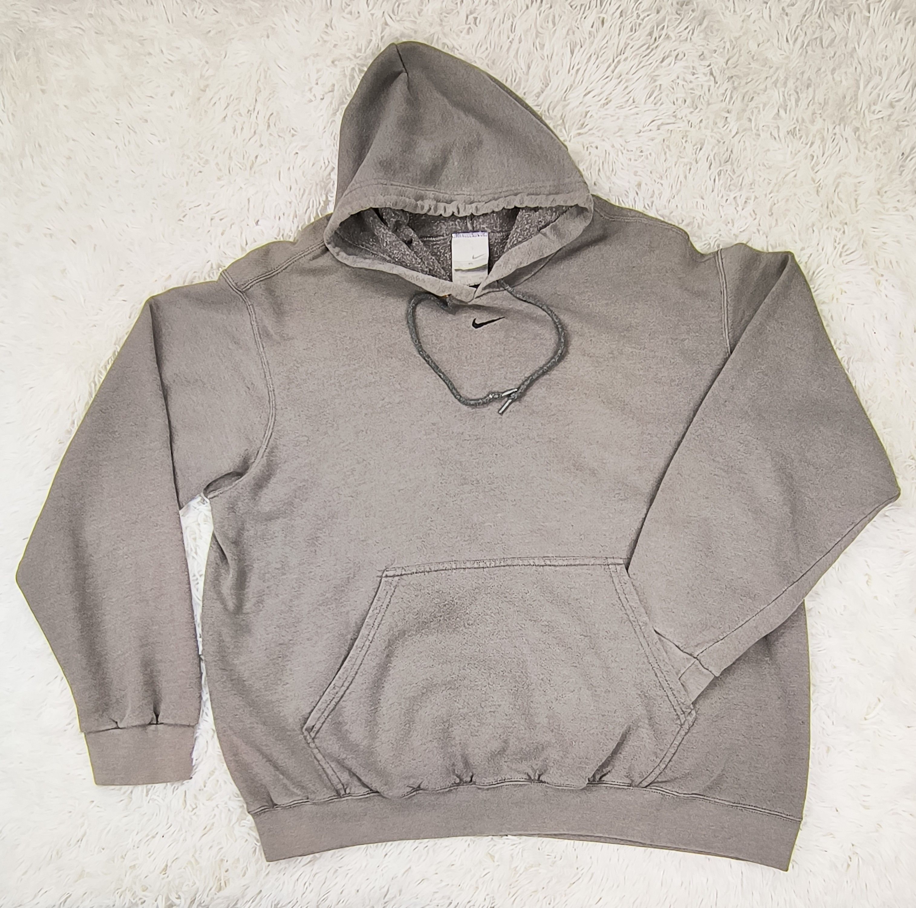 Nike Vintage Nike center swoosh hoodie sweatshirt Size US XL / EU 56 / 4 - 1 Thumbnail