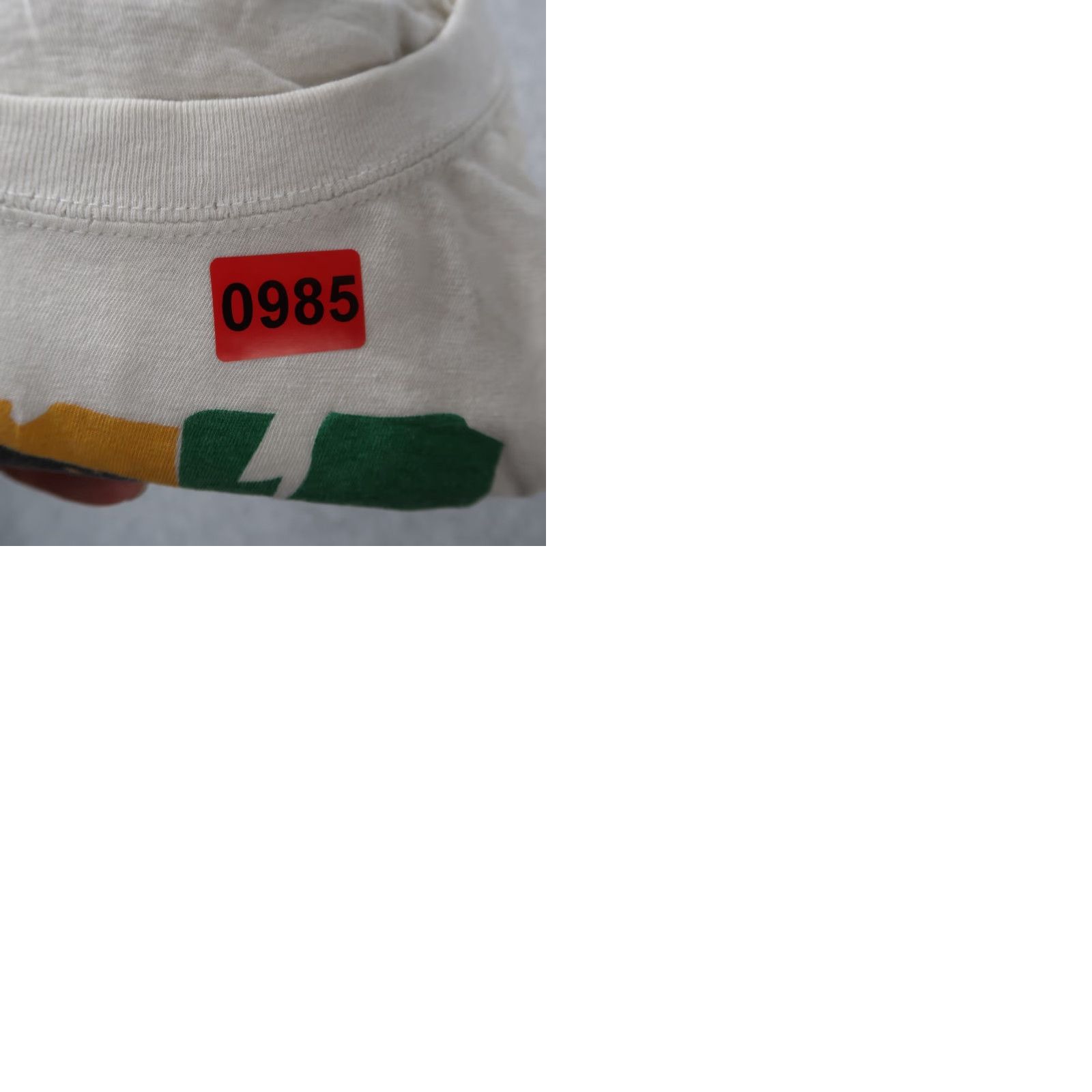 Vintage VINTAGE Bob Marley T-Shirt Men White Size L Graphic Print Reg Fit Crew Neck Short Sleeve Size US L / EU 52-54 / 3 - 11 Thumbnail
