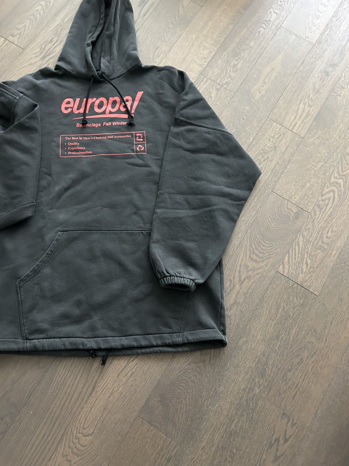 Balenciaga Balenciaga Europa hoodie S Size US S / EU 44-46 / 1 - 4 Thumbnail