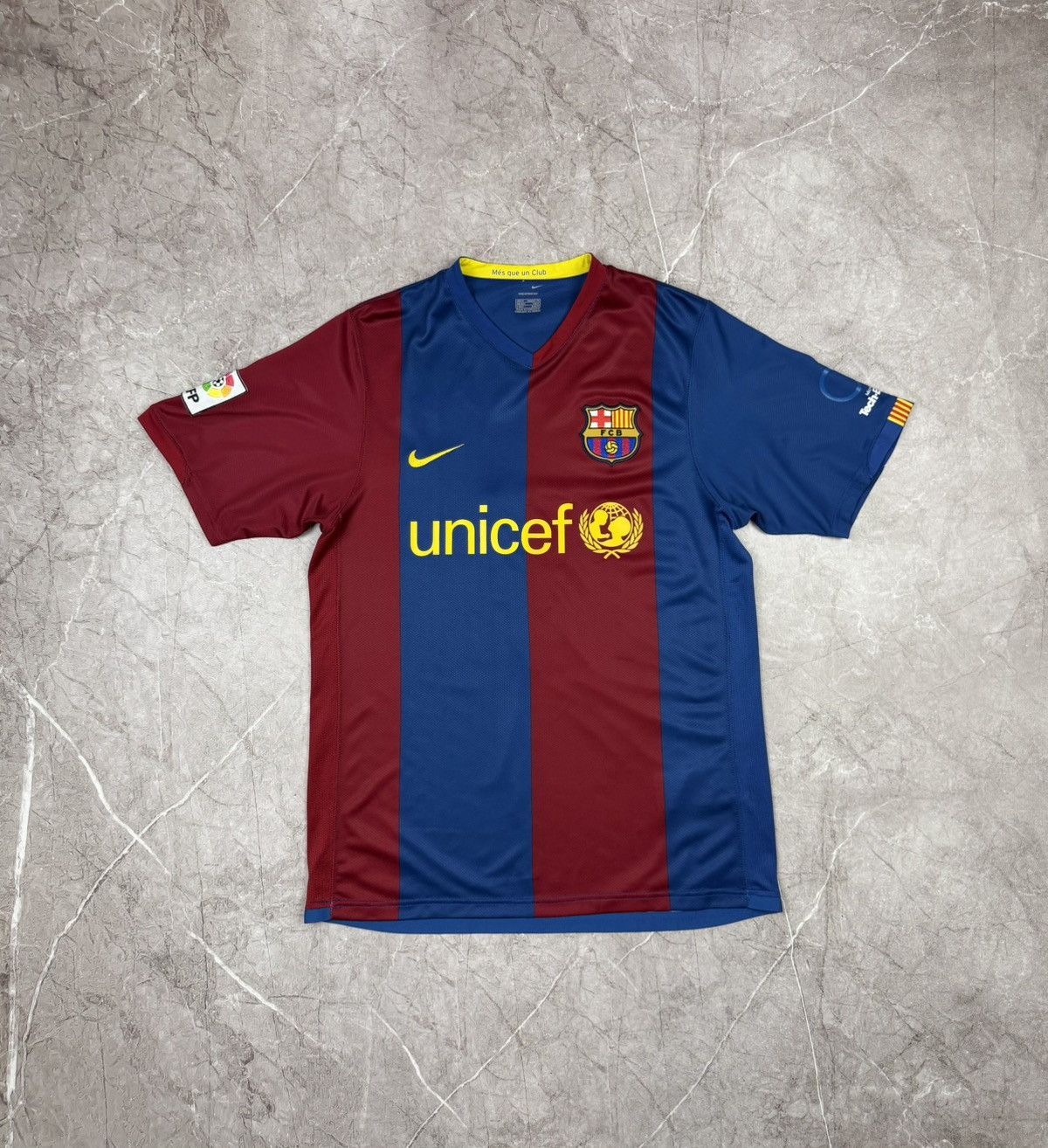 Nike Nike FC Barcelona 2008/09 — Gudjohnsen #7 Jersey Size M Size US M / EU 48-50 / 2 - 1 Thumbnail