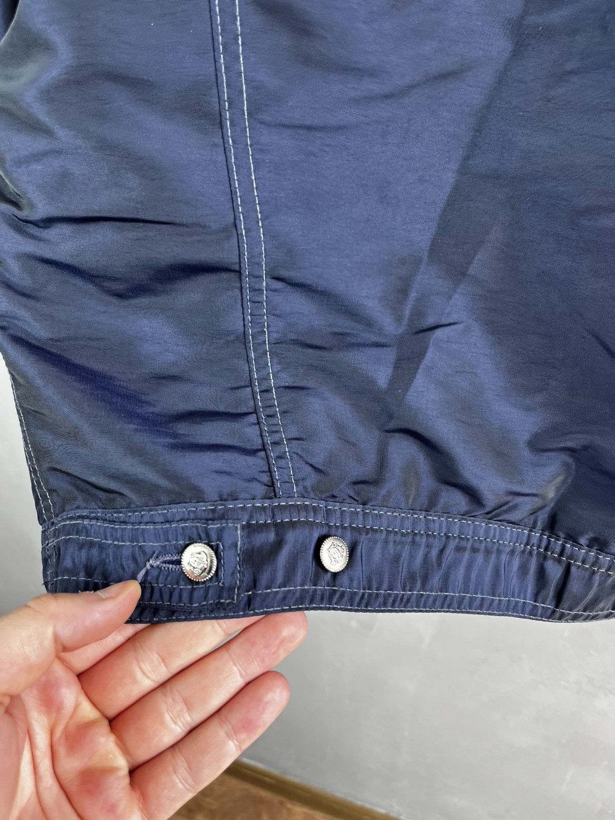 Versace Jeans Couture Versace bomber jacket vintage 90s Size US L / EU 52-54 / 3 - 7 Thumbnail