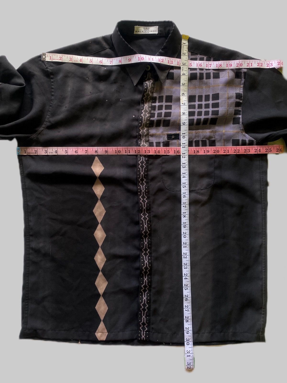 Balenciaga 1990s Balenciaga Sports Sunfades Oversized Shirt Size US L / EU 52-54 / 3 - 10 Thumbnail