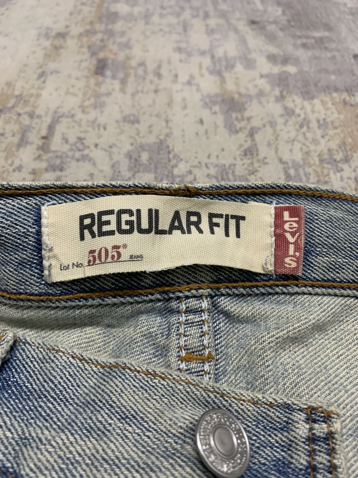 Levi's Size 32x31 Vintage Y2K Levi's 505 Distressed Denim Jeans Size US 32 / EU 48 - 15 Thumbnail