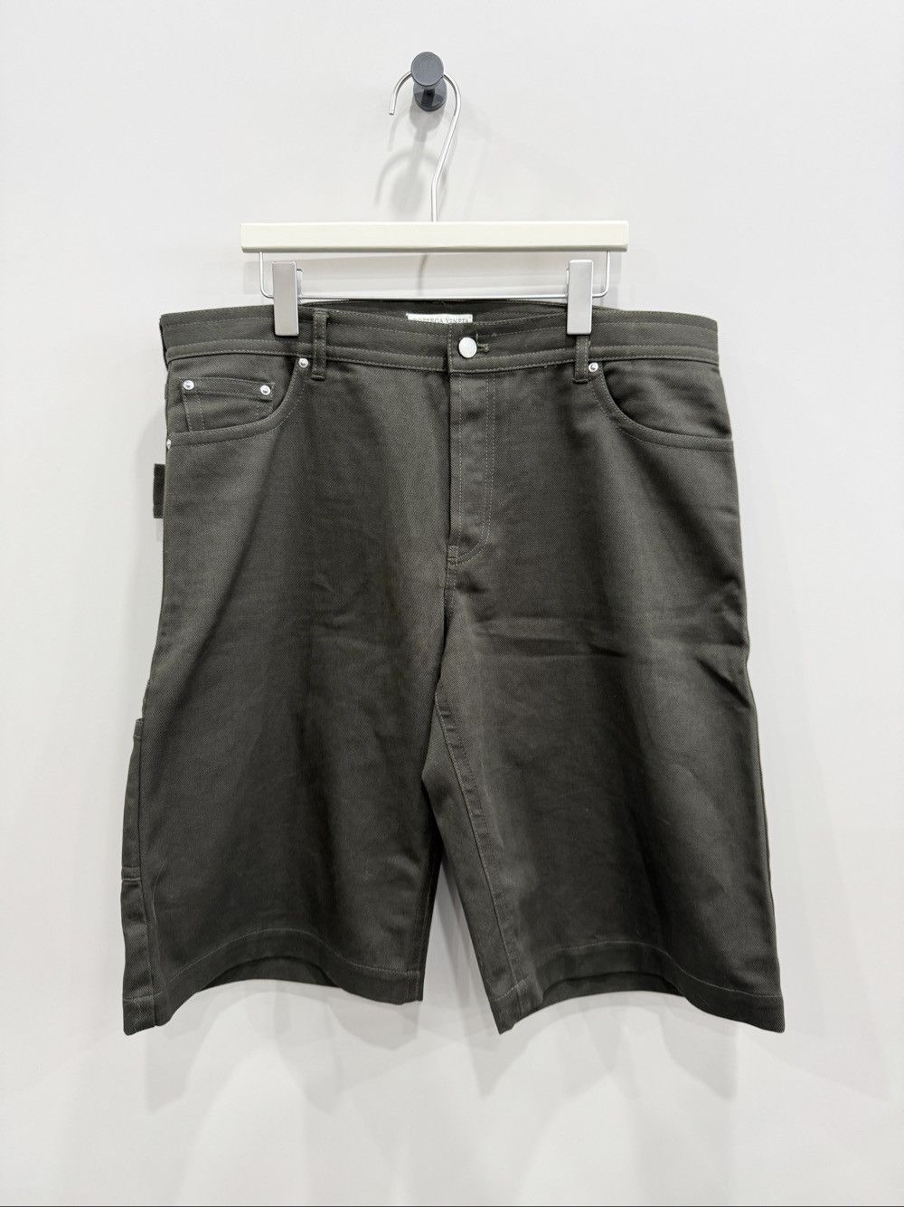 Bottega Veneta Bottega Veneta Utility Shorts Size 54 Size US 38 / EU 54 - 1 Thumbnail