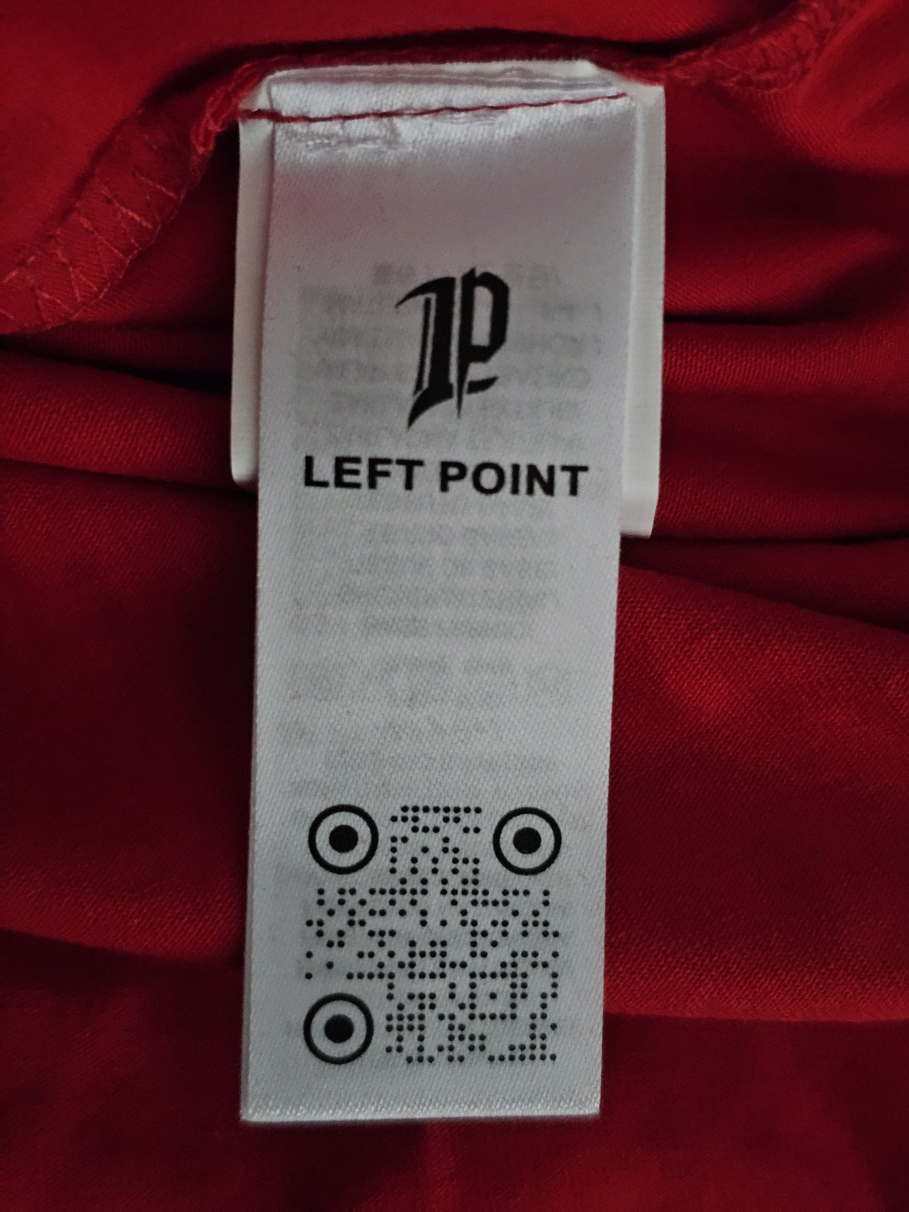 Other Left Point T-shirt Size US L / EU 52-54 / 3 - 10 Thumbnail