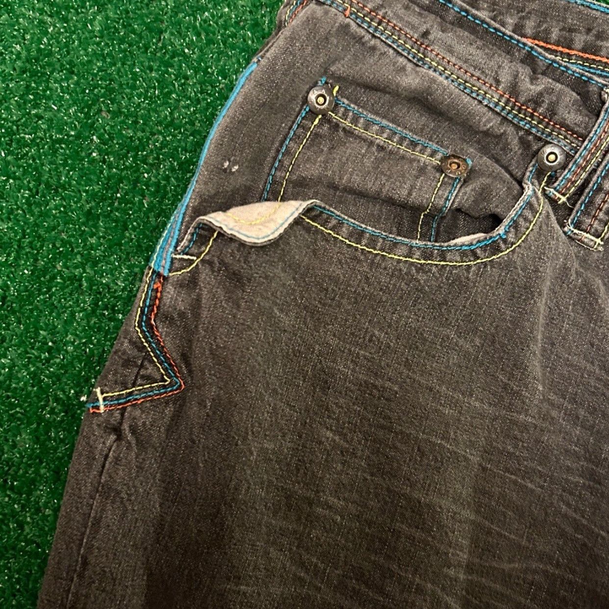 Akademiks VINTAGE Akademiks Jeans Men's 38 Baggy Cut Off Distressed Grunge Skater Y2K Wide-Leg Distressed Jeans Size US 38 / EU 54 - 6 Thumbnail