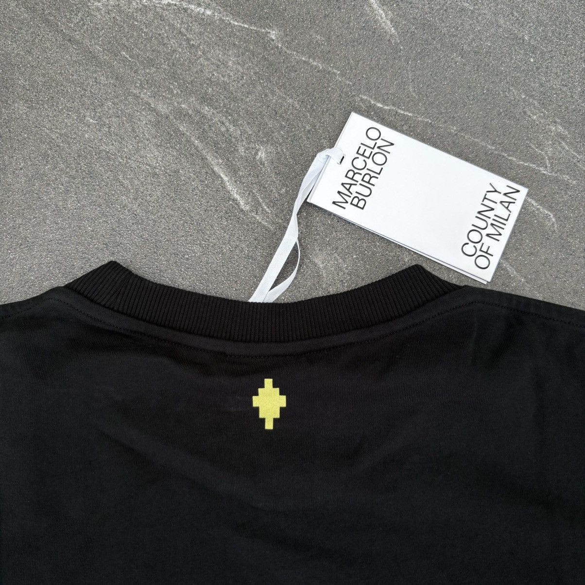 Marcelo Burlon Marcelo Burlon County of Milan headletter stripe basic tee Size US M / EU 48-50 / 2 - 10 Thumbnail
