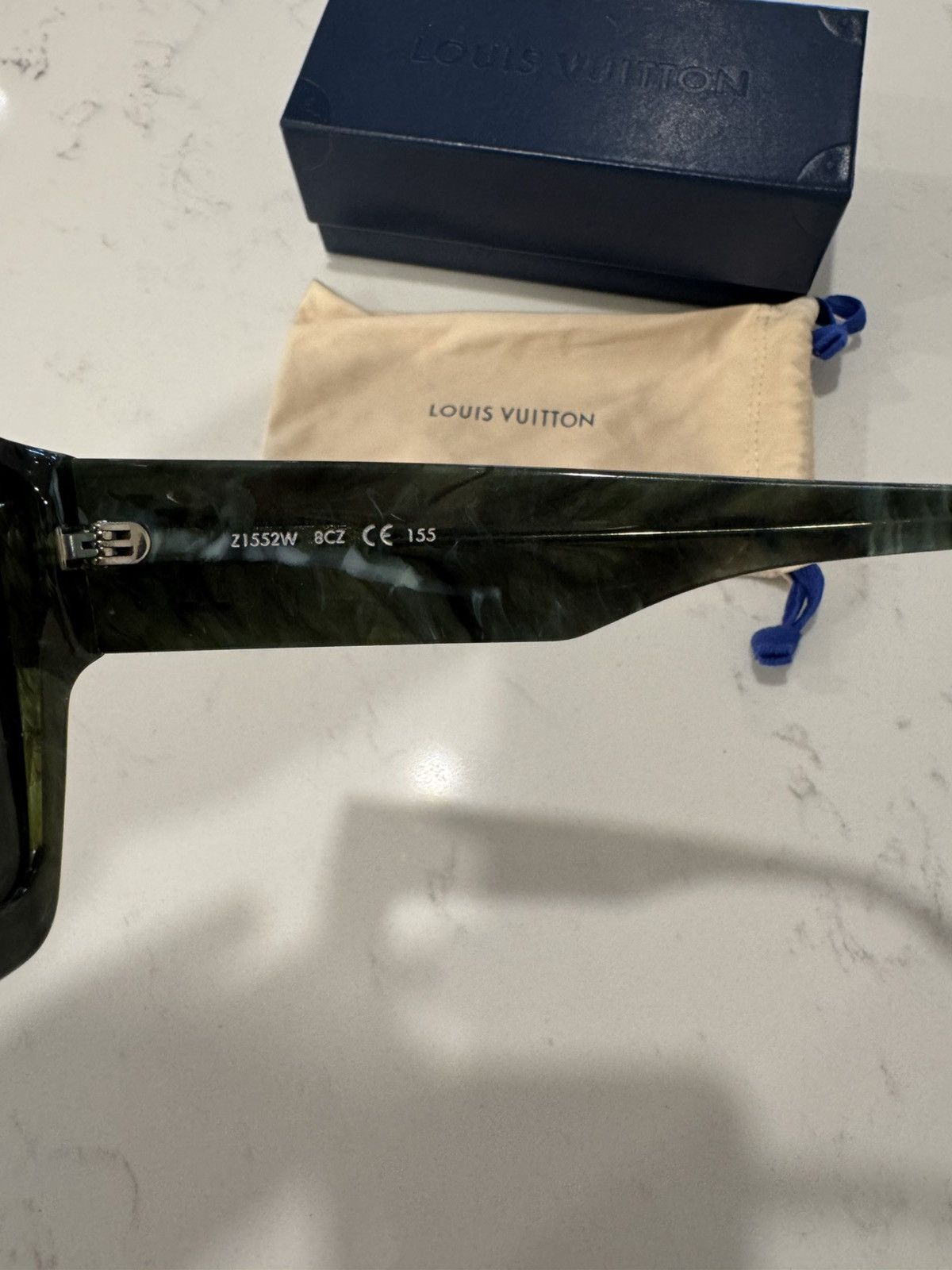 Louis Vuitton Louis Vuitton Cyclone Green Marble Size ONE SIZE - 5 Thumbnail